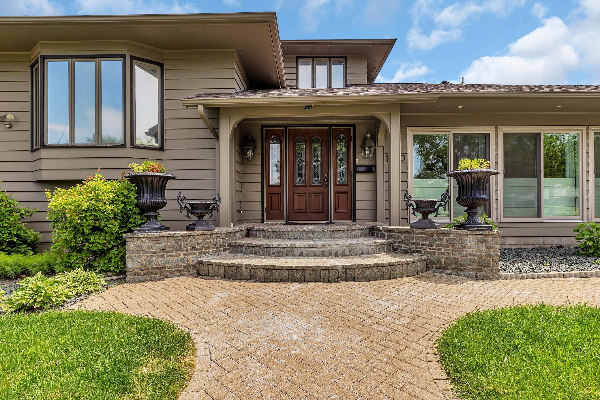 Saint Cloud, Minnesota, 56304, United States, 4 Bedrooms Bedrooms, ,4 BathroomsBathrooms,Residential,For Sale,1836908