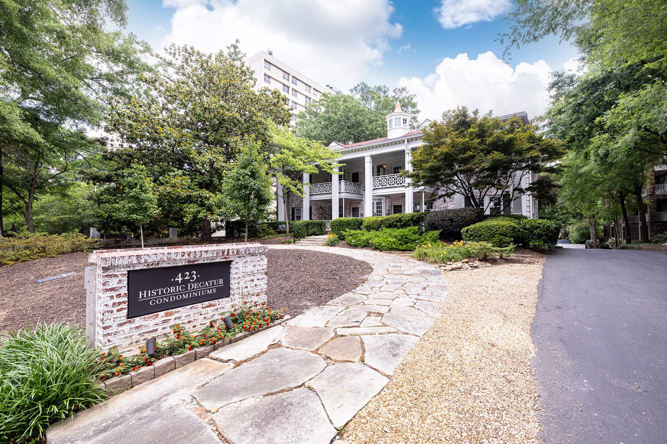  Historic Charm Meets Modern Sophistication in the Heart of Downtown Decatur - 物件實景
