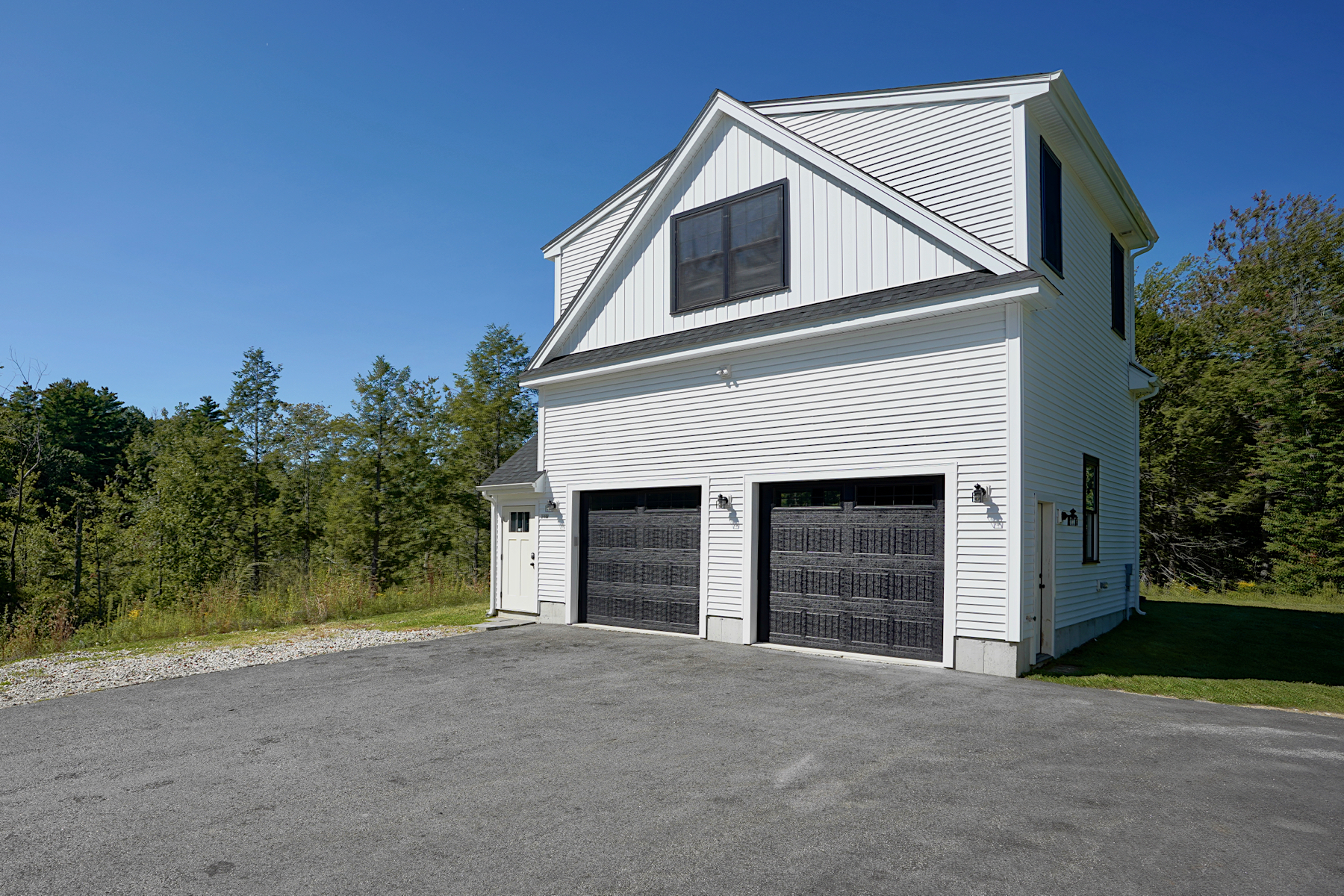  14 Osgood Road Kensington NH - 物件實景