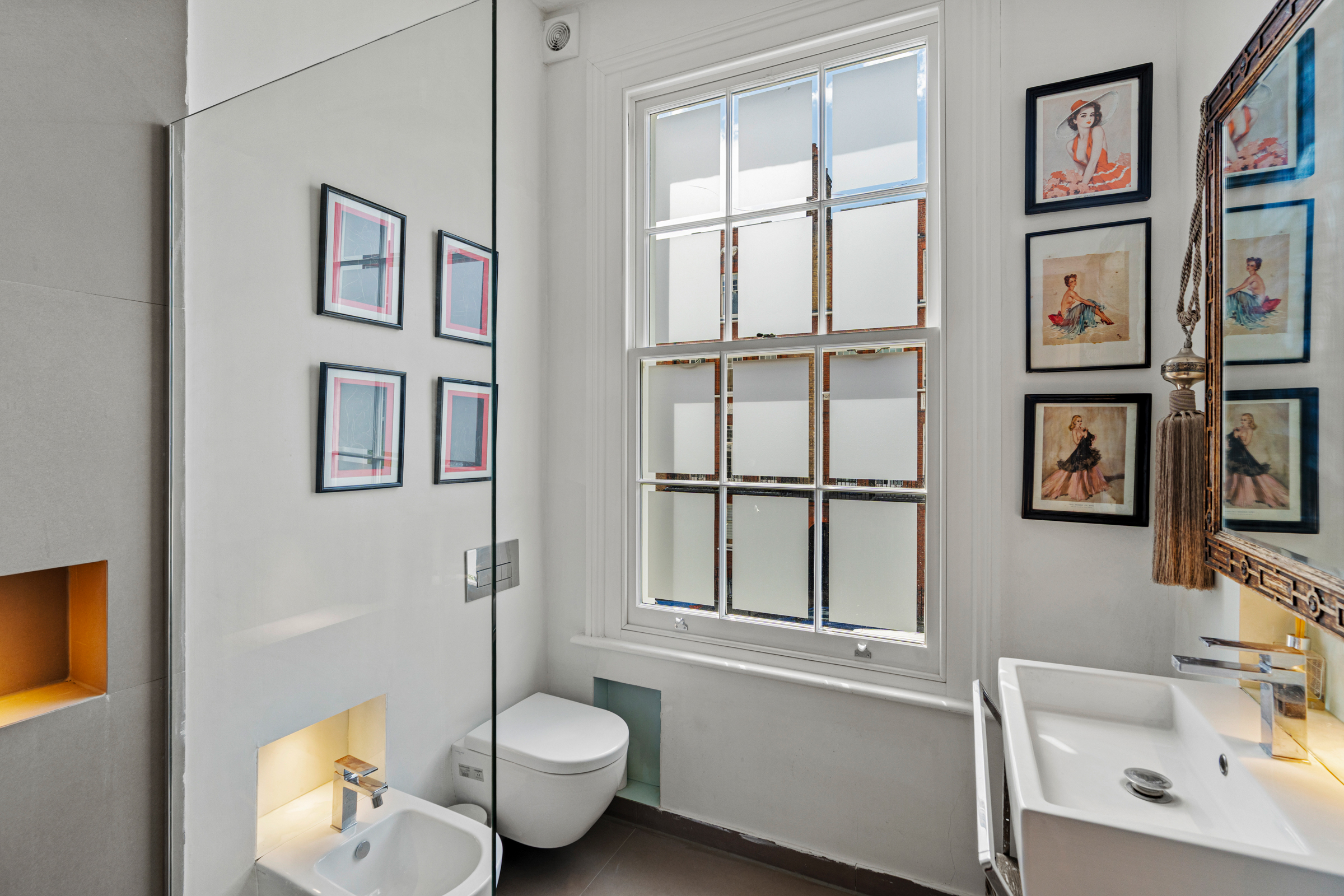  Beautifully Finished Victorian Townhouse Moments from High Street Kensington - 物件實景