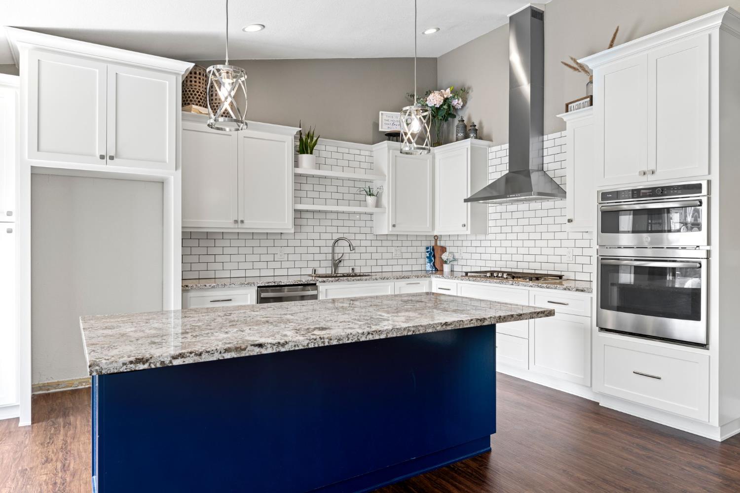 Auburn, California, 95603, United States, 3 Bedrooms Bedrooms, ,2 BathroomsBathrooms,Residential,For Sale,1956698