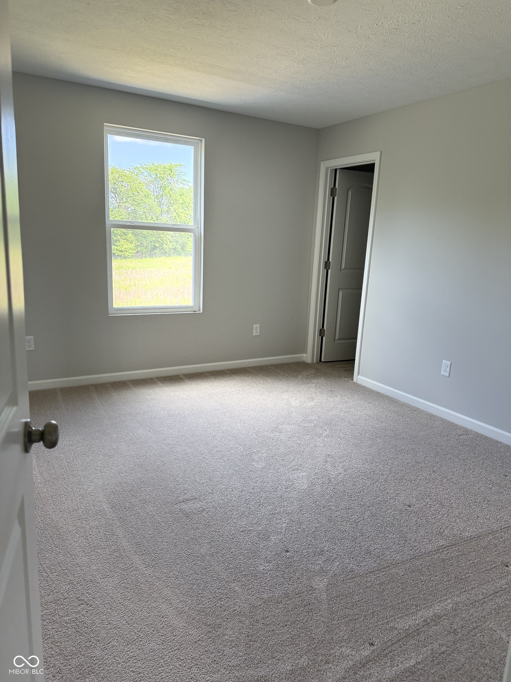 Avon, Indiana, 46123, United States, 5 Bedrooms Bedrooms, ,3 BathroomsBathrooms,Residential,For Sale,1920790