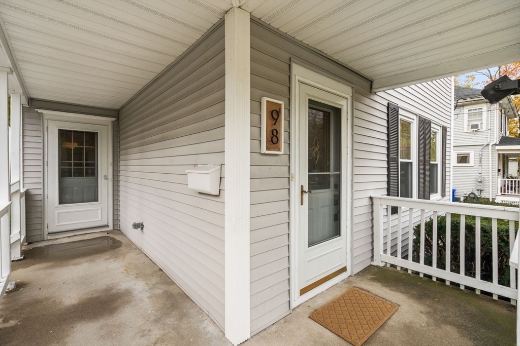 Rockland, Massachusetts, 02370, United States, 3 Bedrooms Bedrooms, ,1 BathroomBathrooms,Residential,For Sale,1968670