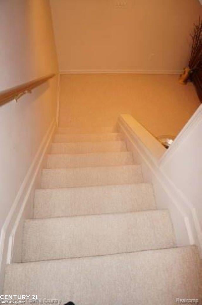 Macomb Twp, Michigan, 48044, United States, 4 Bedrooms Bedrooms, ,4 BathroomsBathrooms,Residential,For Sale,1894299