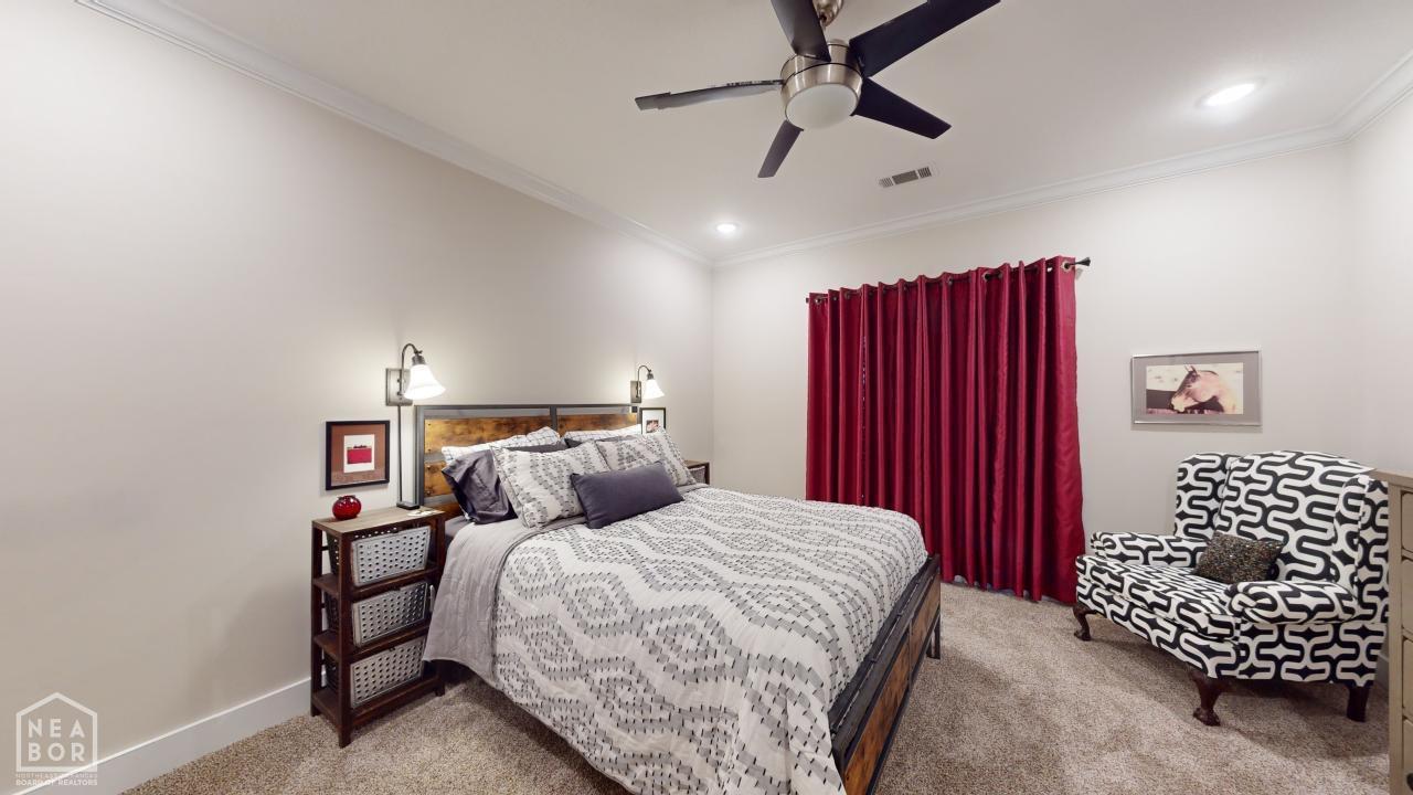 Jonesboro, Arkansas, 72405, United States, 5 Bedrooms Bedrooms, ,5 BathroomsBathrooms,Residential,For Sale,1983308