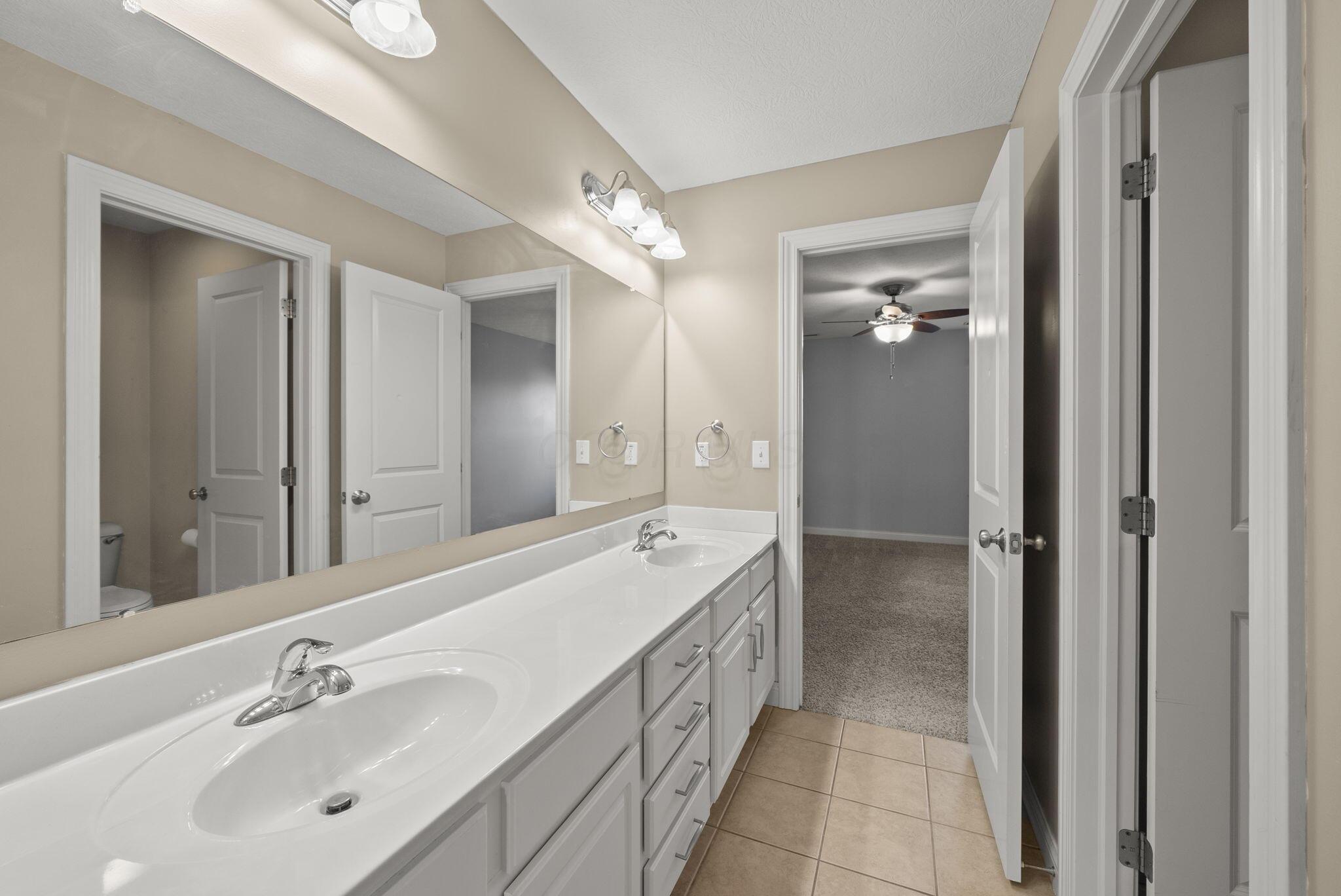 Powell, Ohio, 43065, United States, 5 Bedrooms Bedrooms, ,5 BathroomsBathrooms,Residential,For Sale,1988967