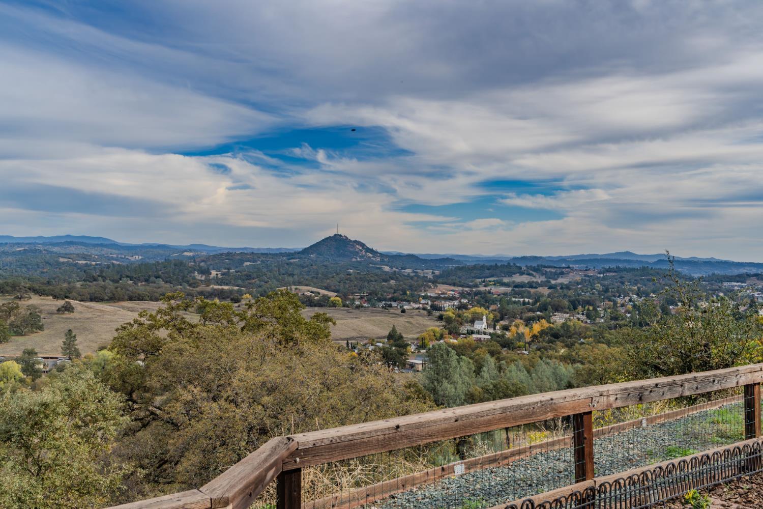 Jackson, California, 95642, United States, 3 Bedrooms Bedrooms, ,2 BathroomsBathrooms,Residential,For Sale,1992385