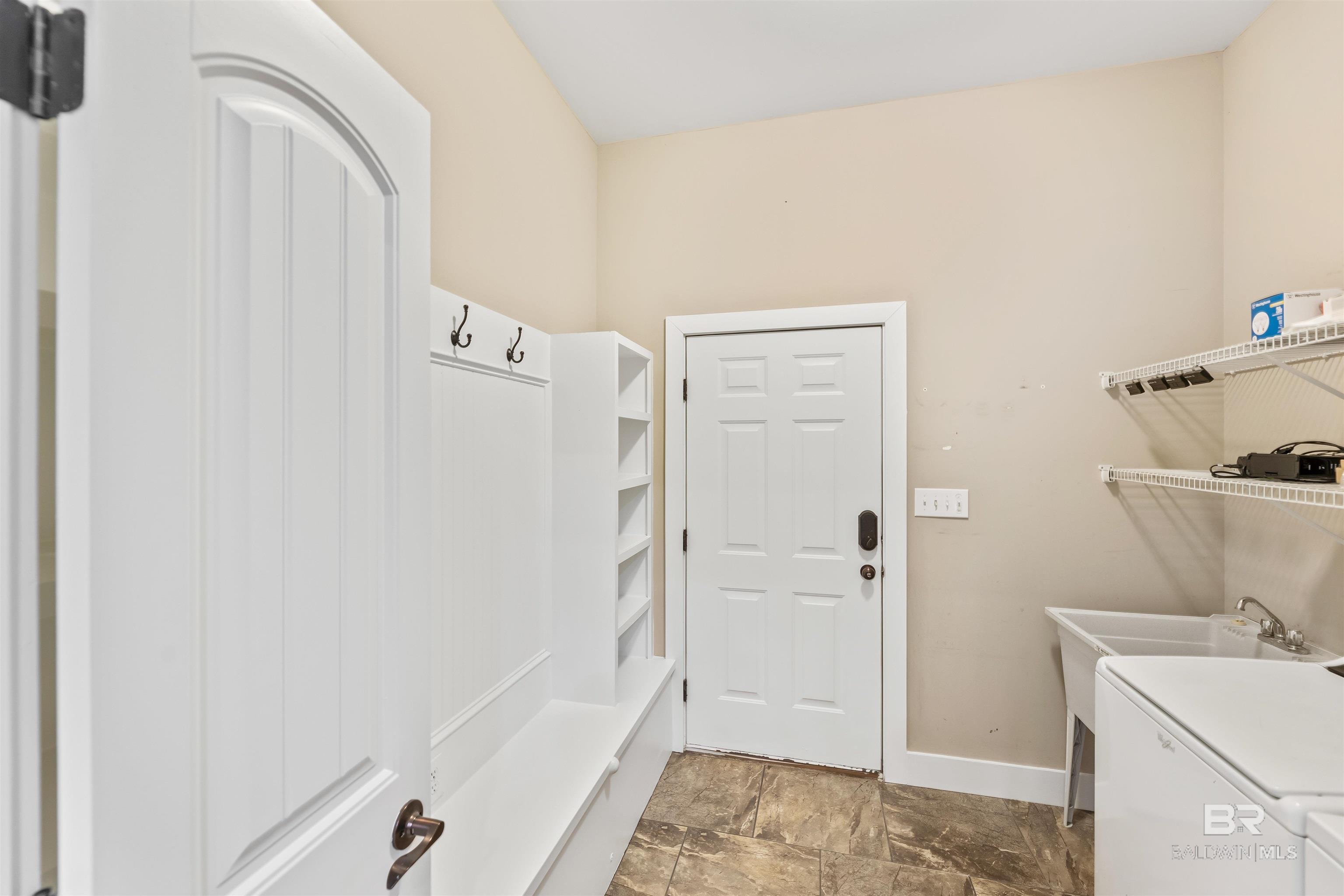 Spanish Fort, Alabama, 36527, United States, 4 Bedrooms Bedrooms, ,3 BathroomsBathrooms,Residential,For Sale,1971531