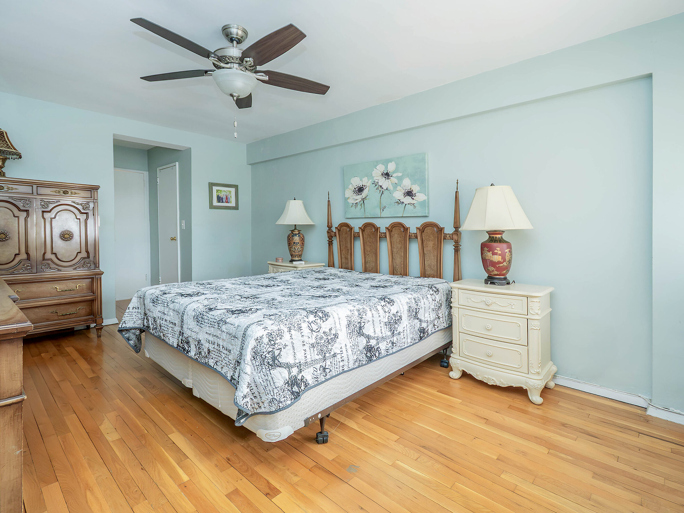  32 Pearsall, Glen Cove, NY, 11542 - 物件實景