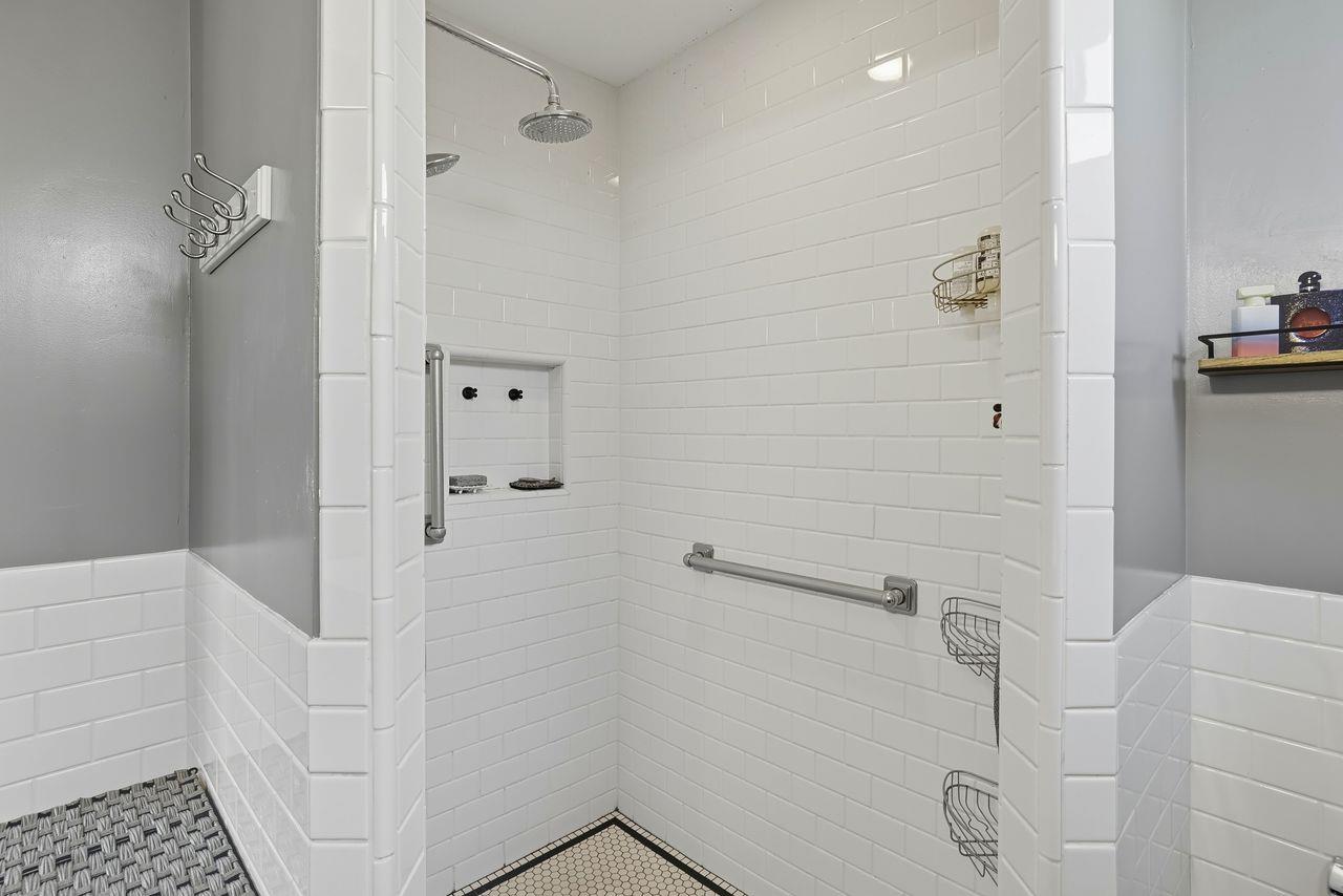 Sacramento, California, 95826, United States, 3 Bedrooms Bedrooms, ,2 BathroomsBathrooms,Residential,For Sale,1968720