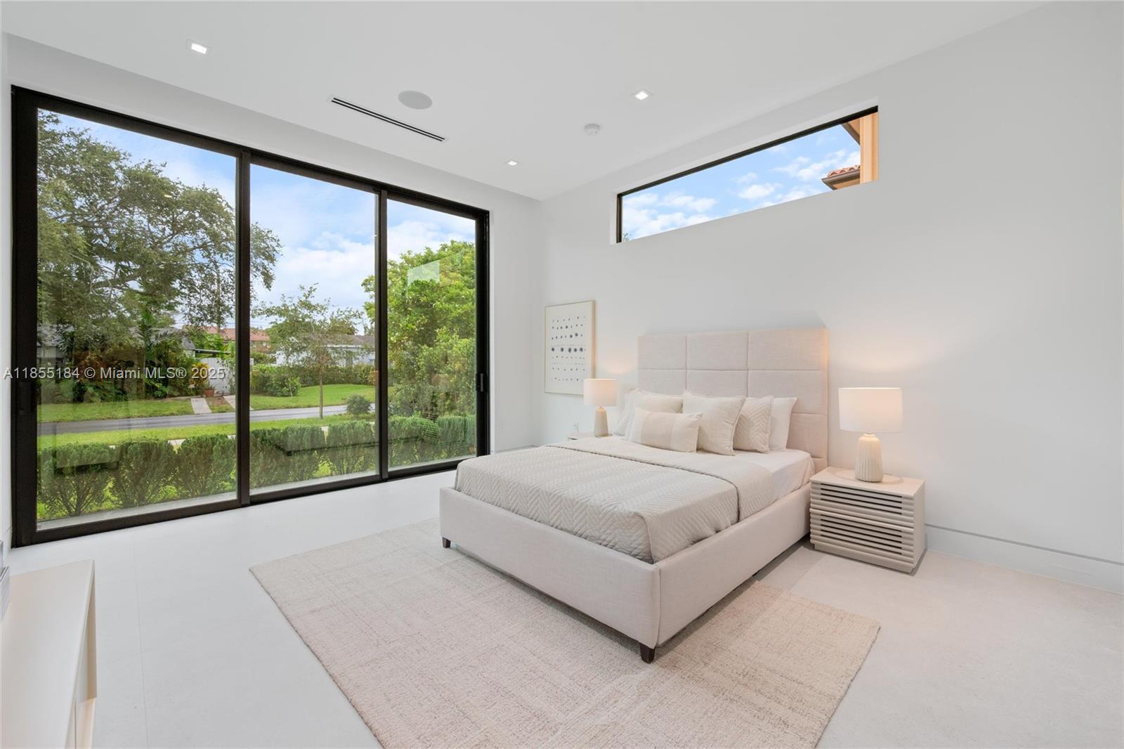 Miami, Florida, 33134, United States, 5 Bedrooms Bedrooms, ,6 BathroomsBathrooms,Residential,For Sale,1934506