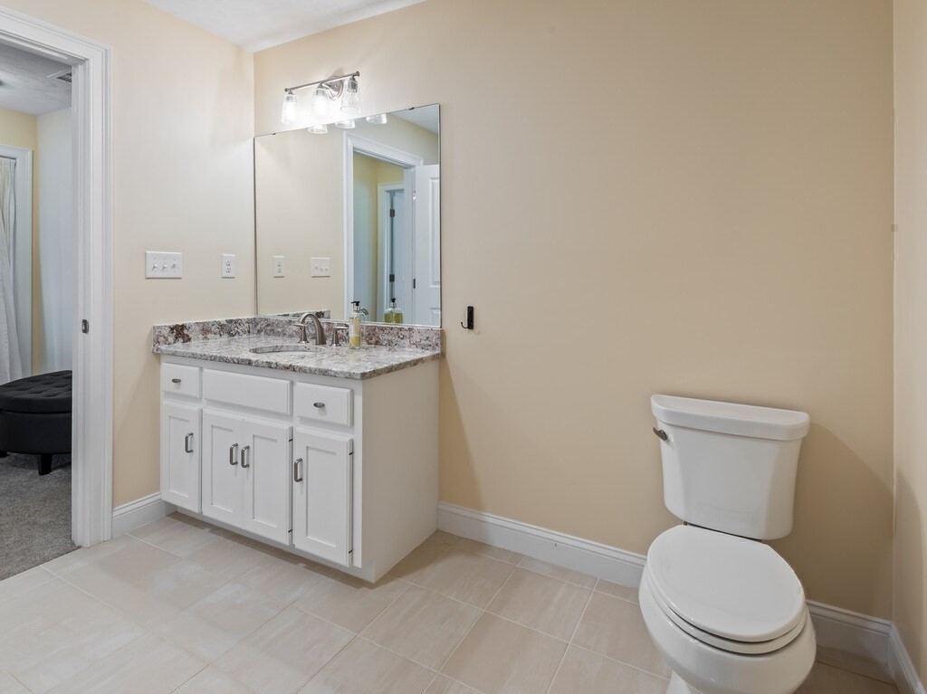 Sutton, Massachusetts, 01590, United States, 2 Bedrooms Bedrooms, ,3 BathroomsBathrooms,Residential,For Sale,1942823