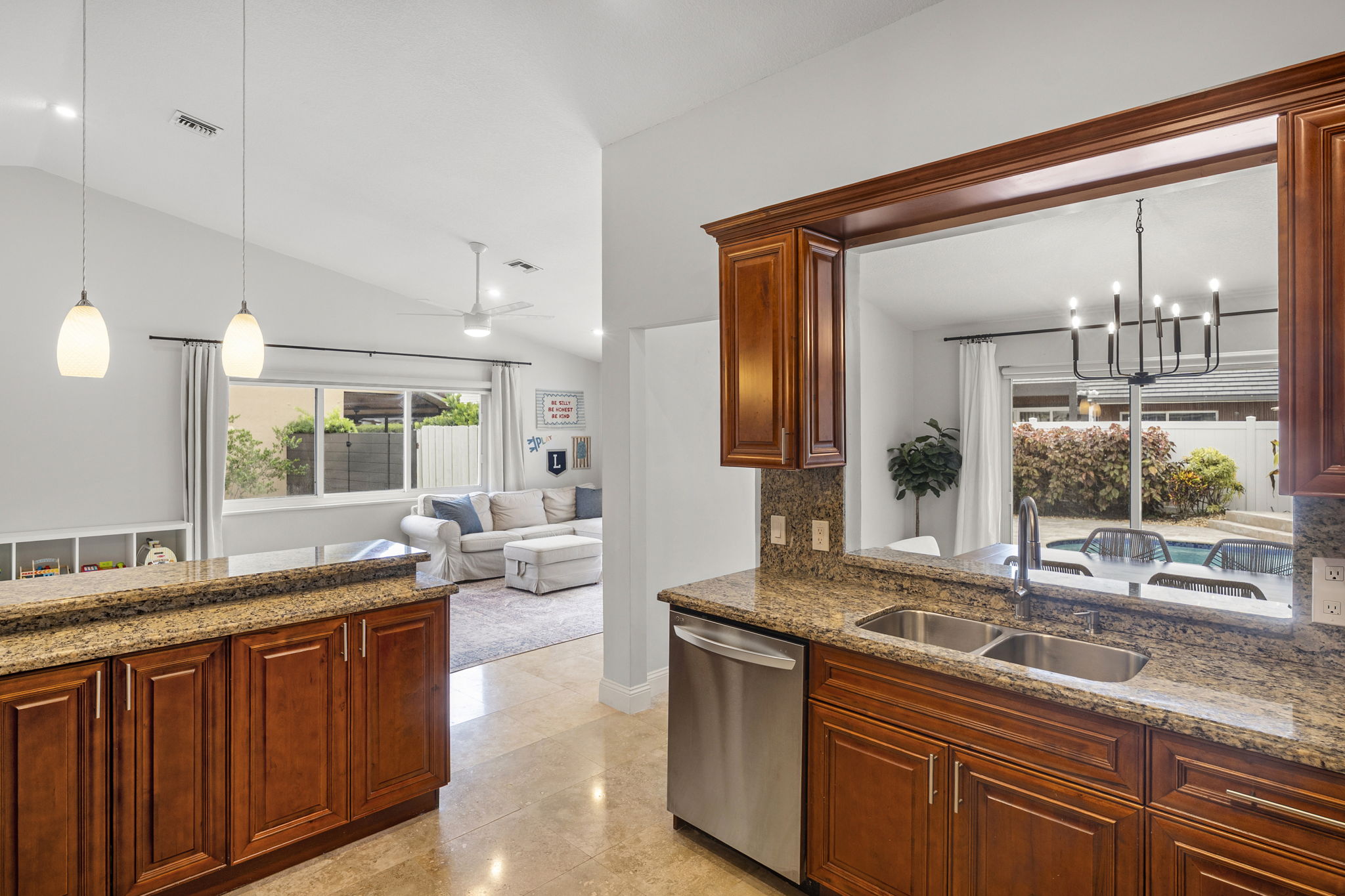  5621 Thornbluff Ave, Davie, FL, 33331 - 物件實景