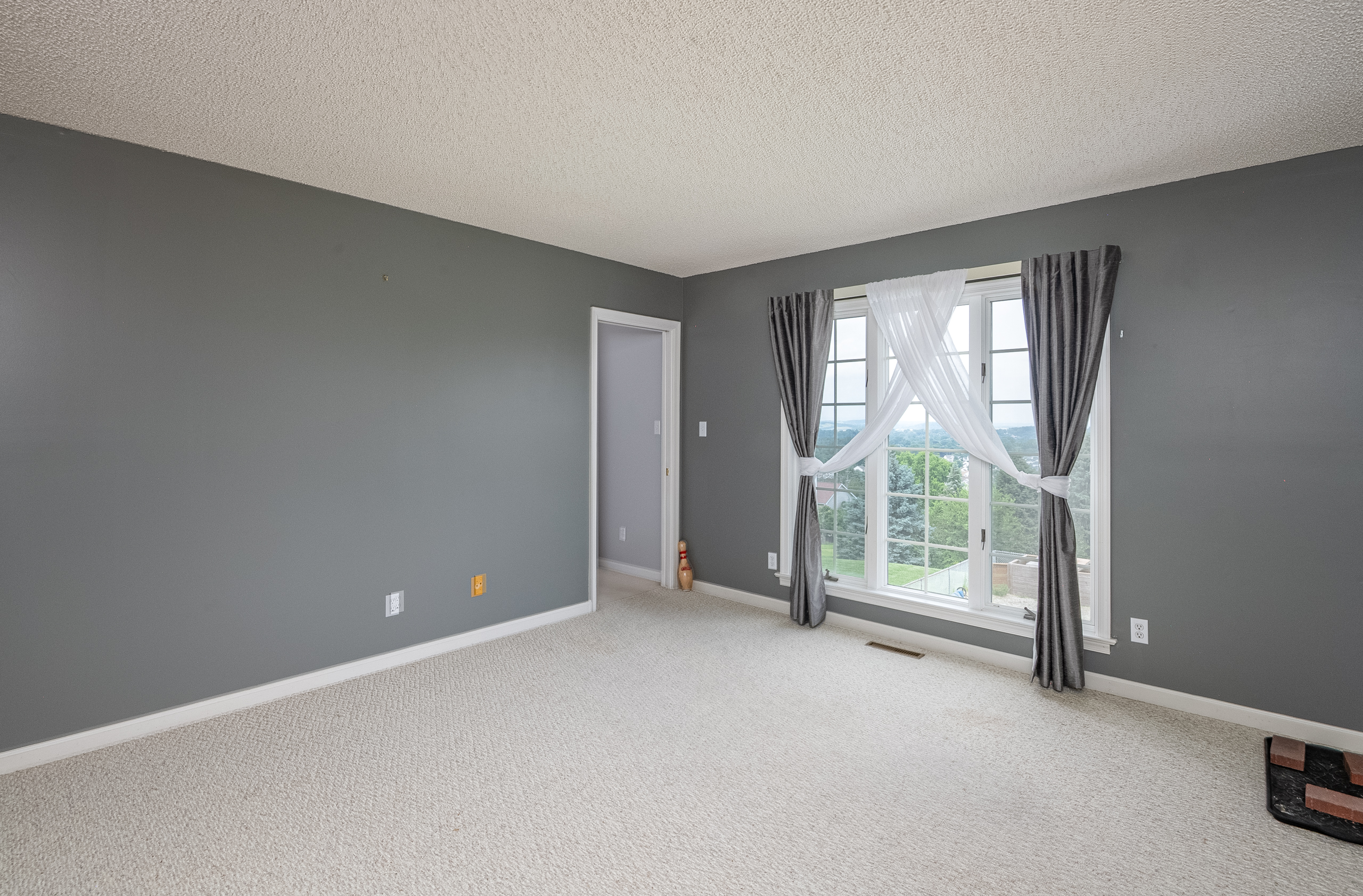 Sinking Spring, Pennsylvania, 19608, United States, 5 Bedrooms Bedrooms, ,5 BathroomsBathrooms,Residential,For Sale,1900747