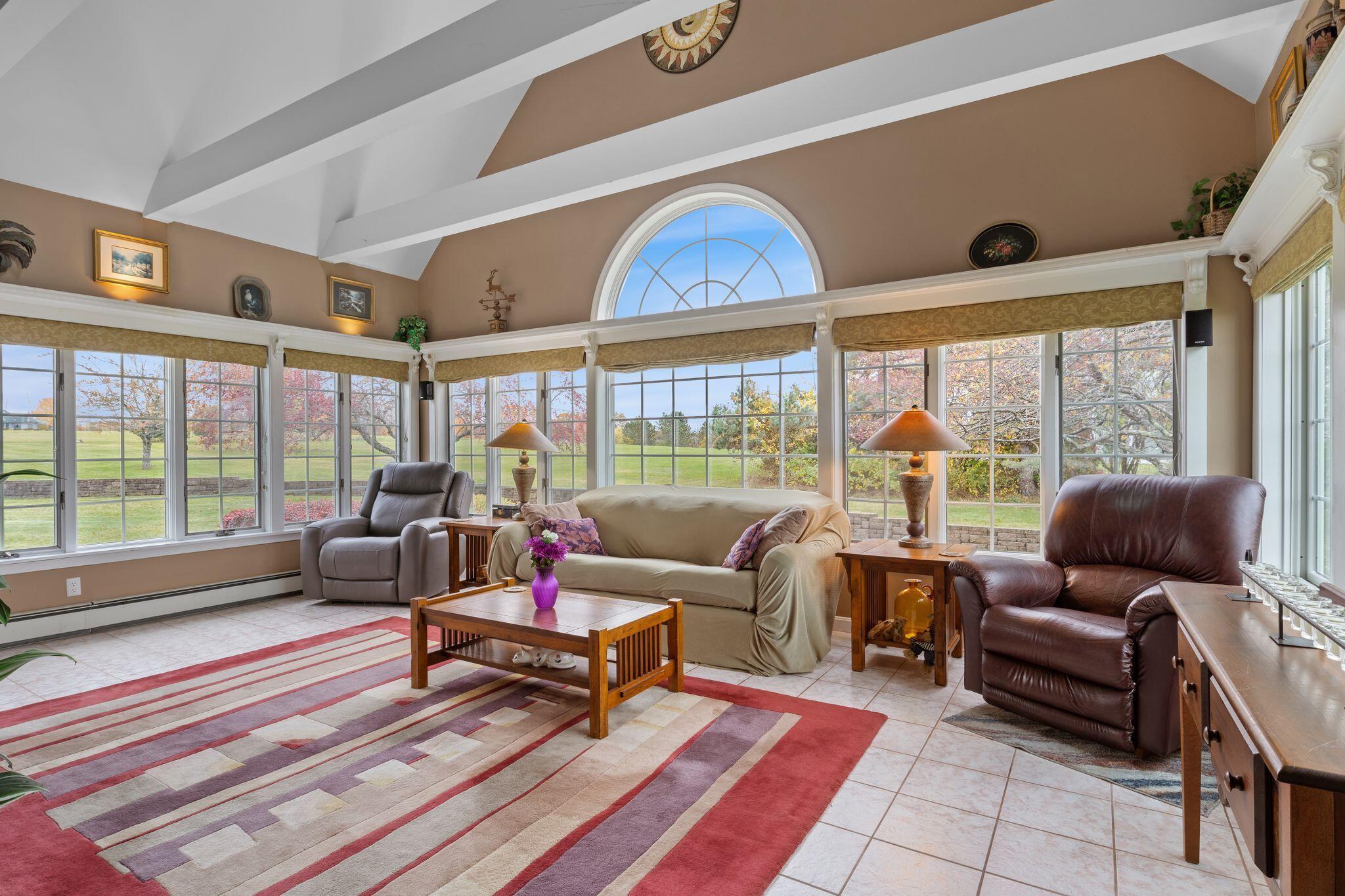 Sanford, Maine, 04083, United States, 3 Bedrooms Bedrooms, ,2 BathroomsBathrooms,Residential,For Sale,1987939