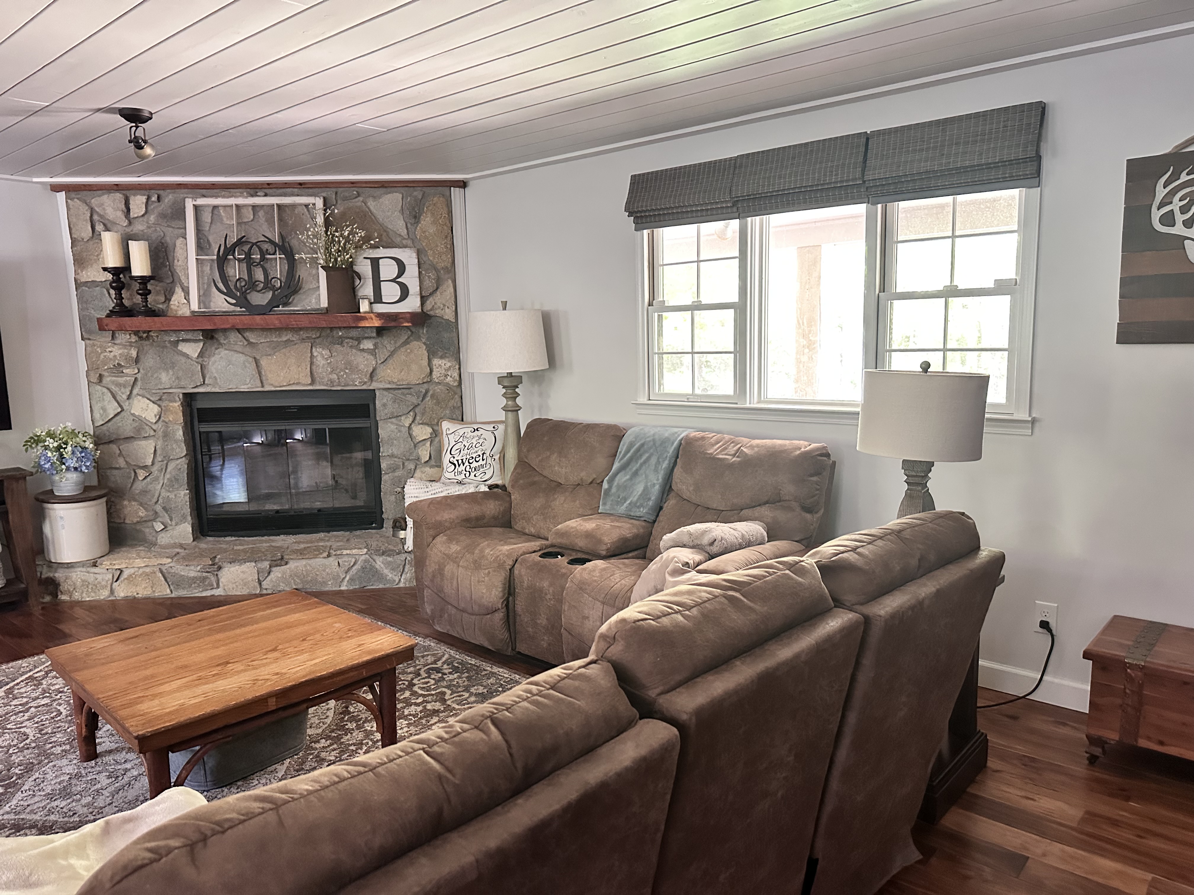 Shepherdsville, Kentucky, 40165, United States, 3 Bedrooms Bedrooms, ,2 BathroomsBathrooms,Residential,For Sale,1944660