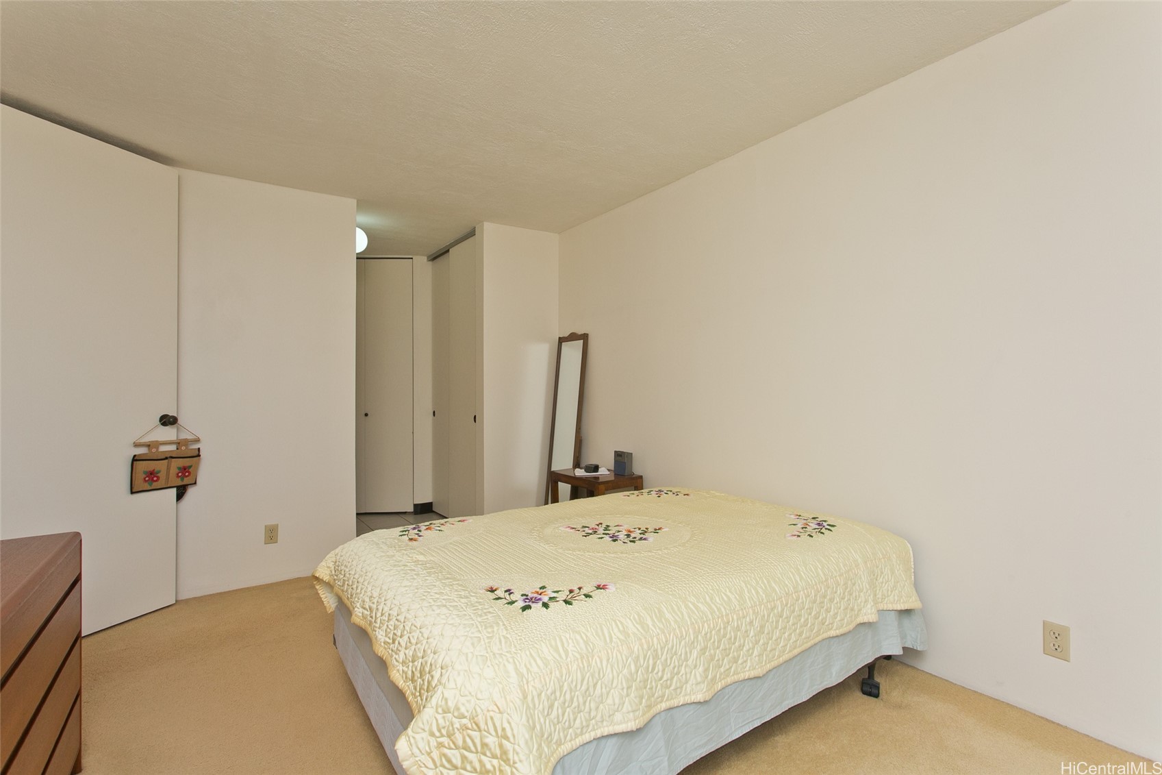 Honolulu, Hawaii, 96816, United States, 2 Bedrooms Bedrooms, ,2 BathroomsBathrooms,Residential,For Sale,1766362