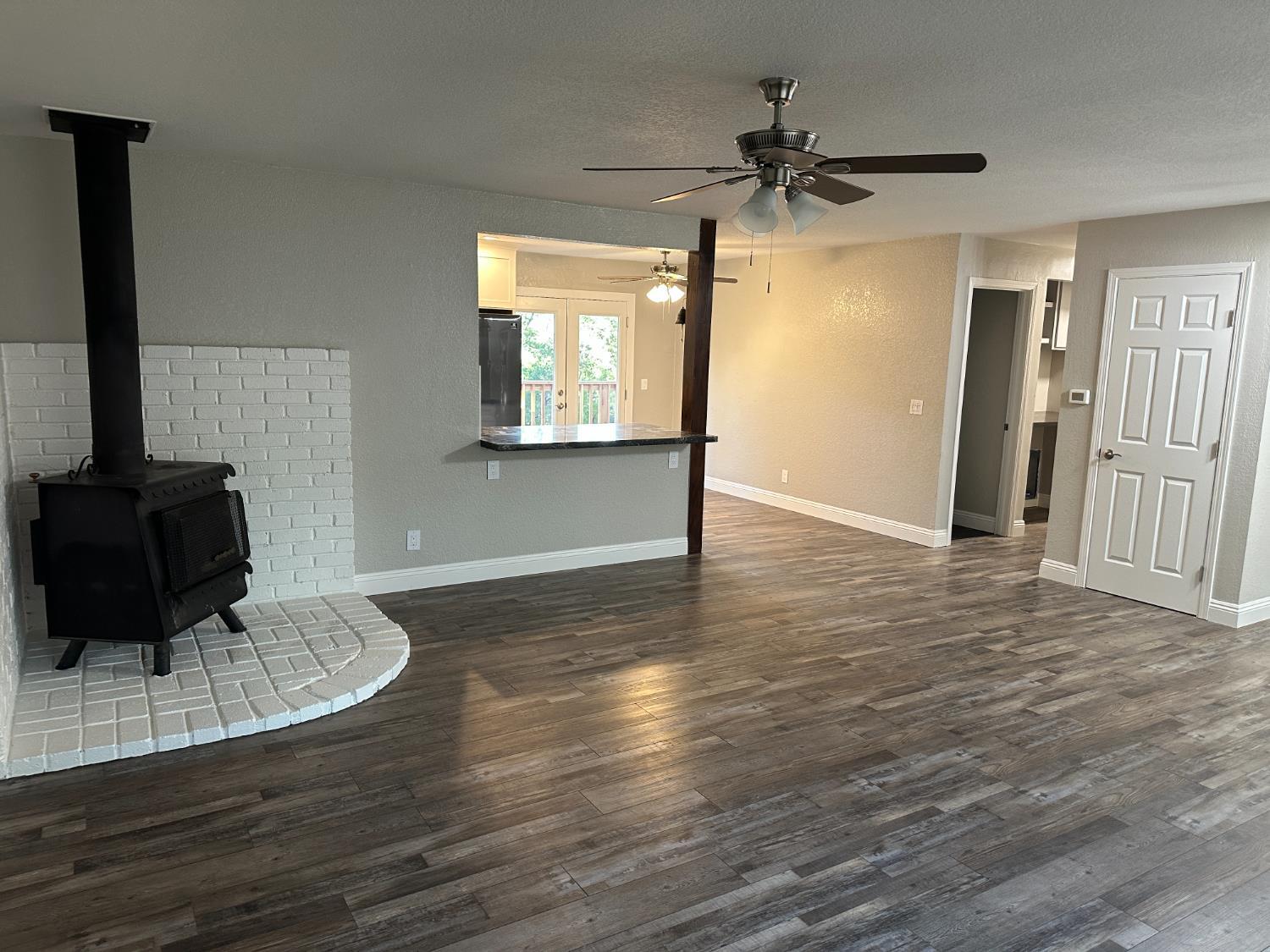 El Dorado, California, 95623, United States, 3 Bedrooms Bedrooms, ,2 BathroomsBathrooms,Residential,For Sale,1888734
