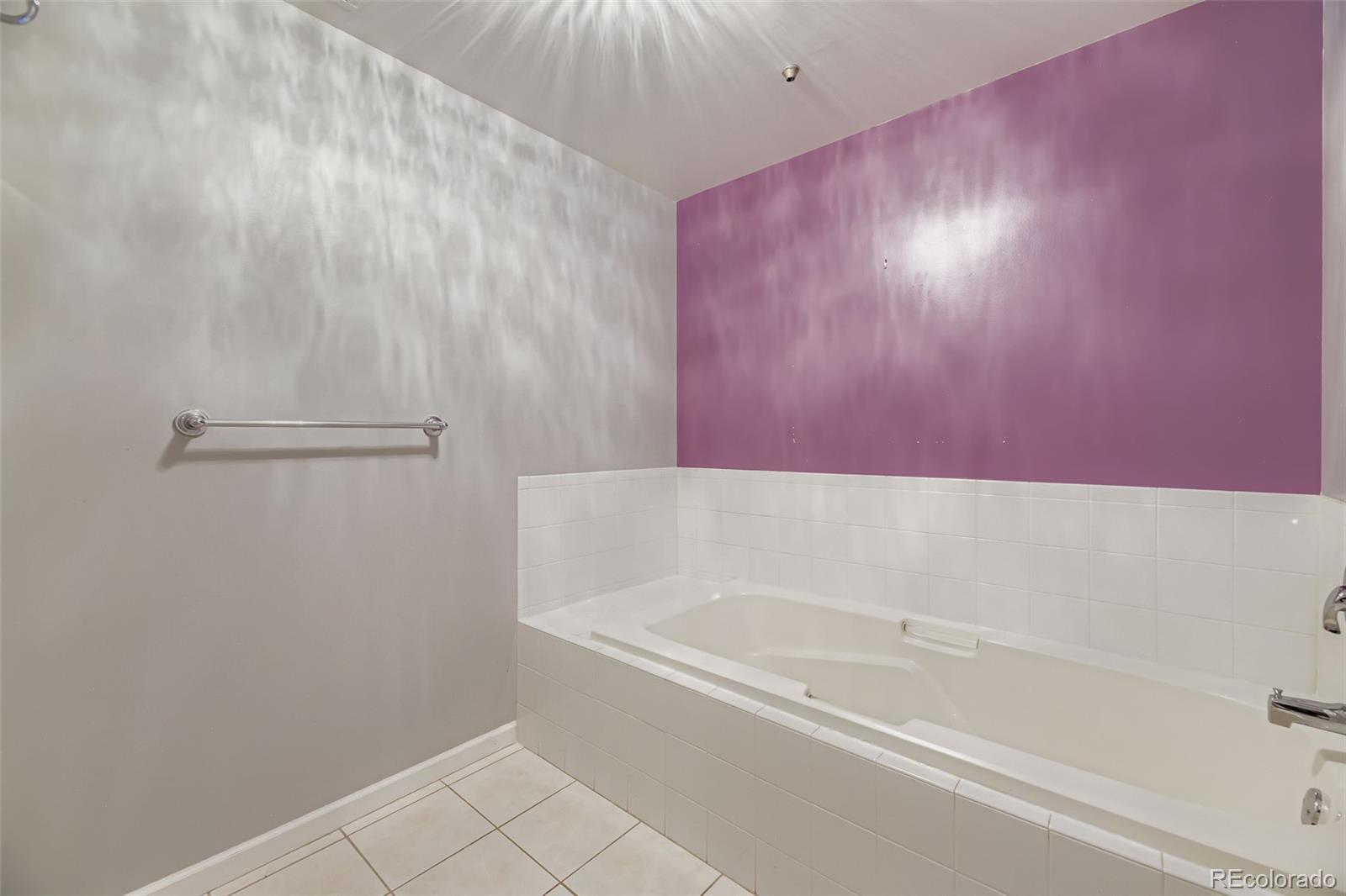 Denver, Colorado, 80204, United States, 2 Bedrooms Bedrooms, ,1 BathroomBathrooms,Residential,For Sale,1989232