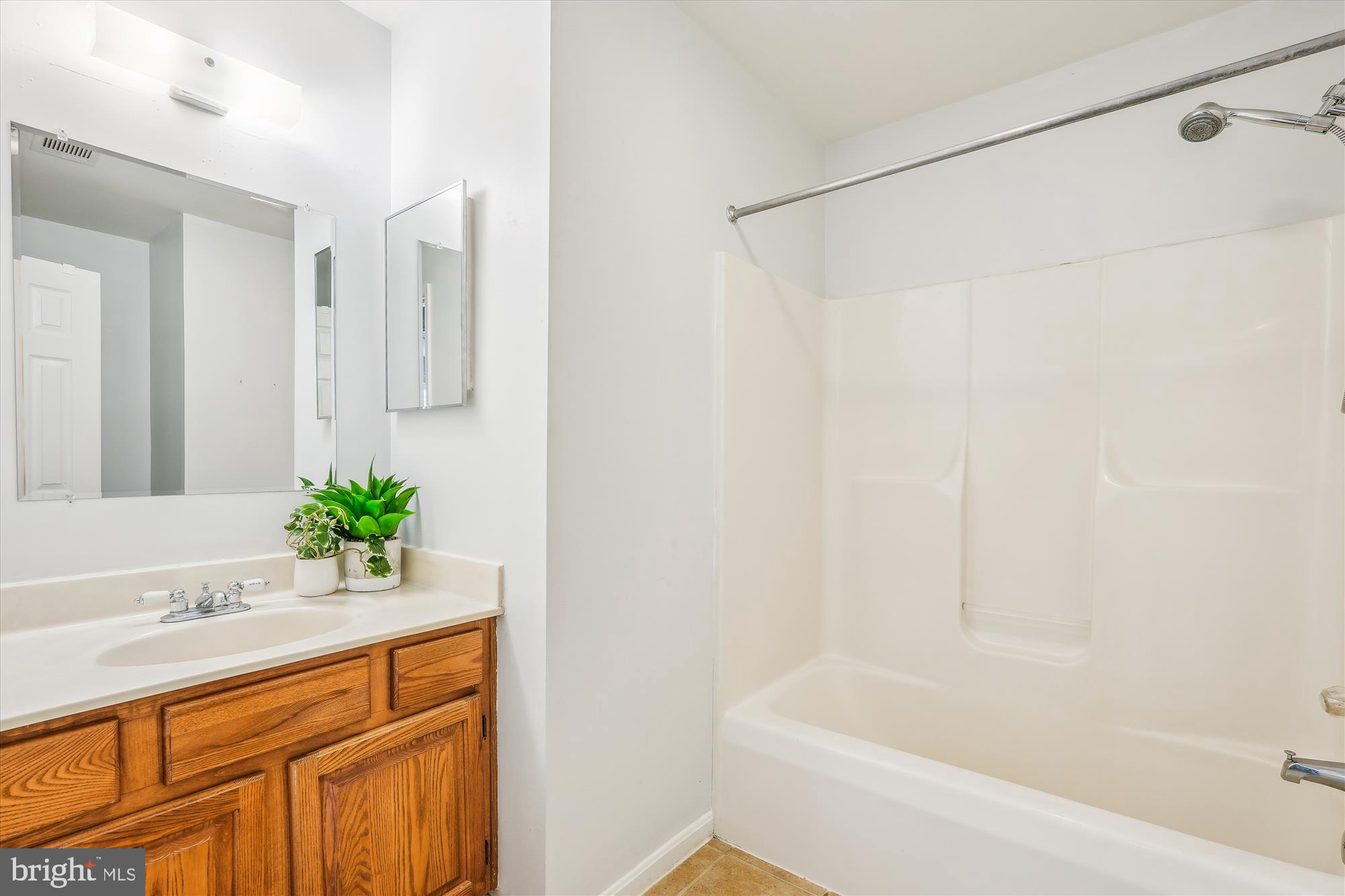Adamstown, Maryland, 21710, United States, 4 Bedrooms Bedrooms, ,3 BathroomsBathrooms,Residential,For Sale,1900798