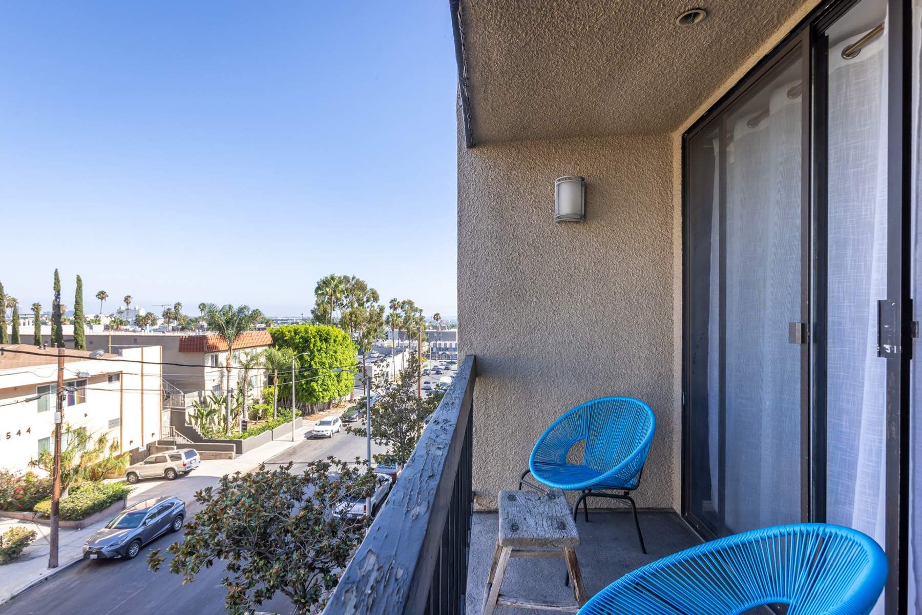  7320 Hawthorn Avenue, #215 - 物件實景