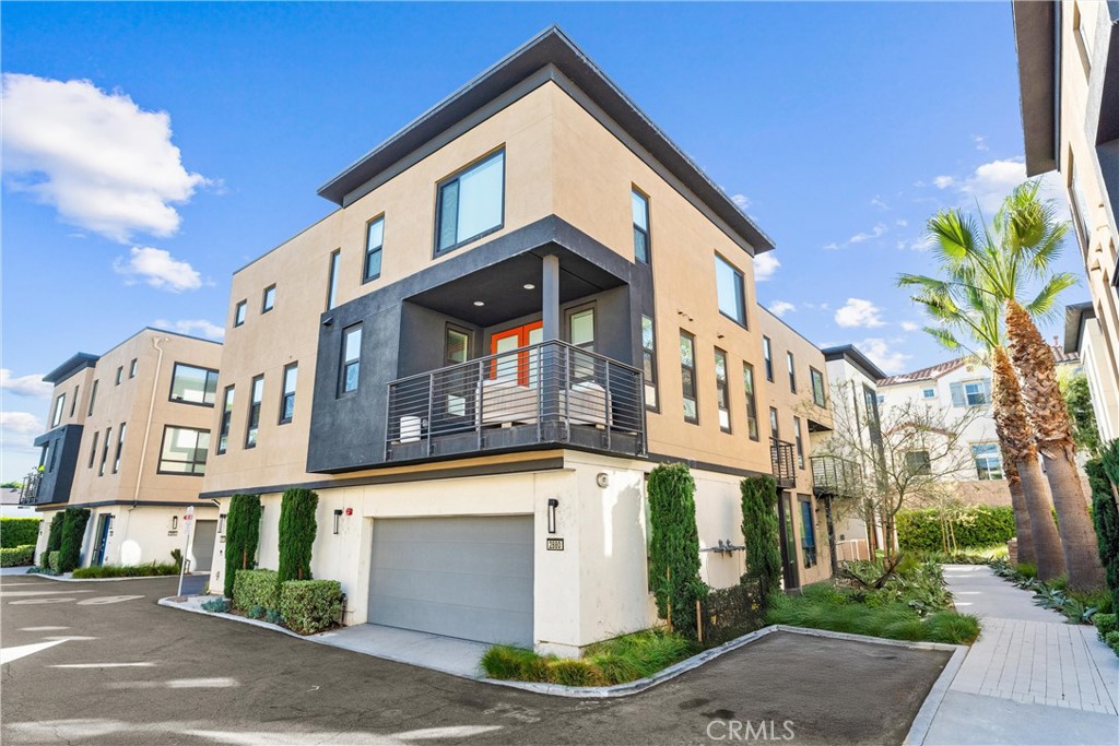 Orange, California, 92865, United States, 2 Bedrooms Bedrooms, ,3 BathroomsBathrooms,Residential,For Sale,1901000