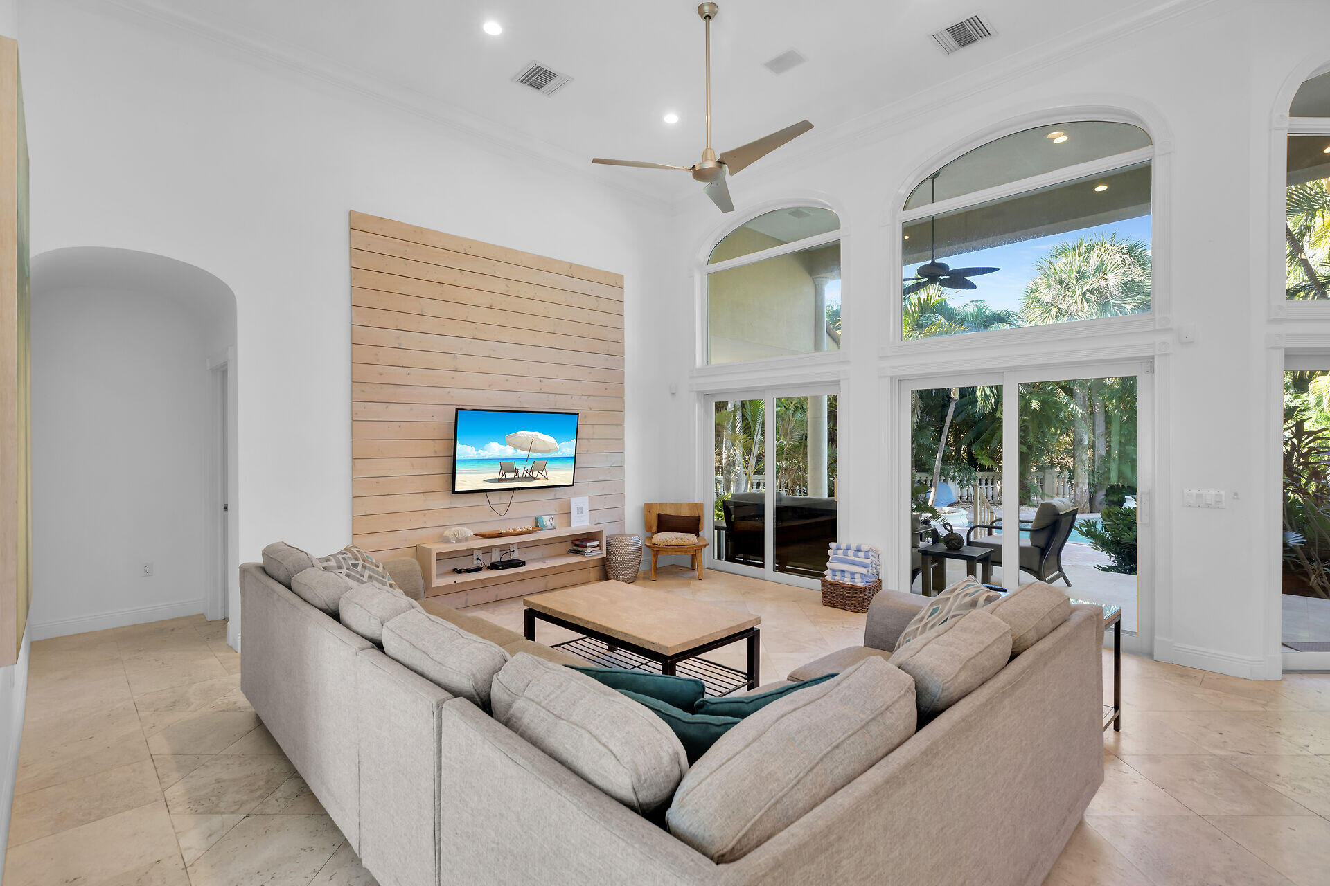 Key Colony Beach, Florida, 33051, United States, 5 Bedrooms Bedrooms, ,3 BathroomsBathrooms,Residential,For Sale,2001885