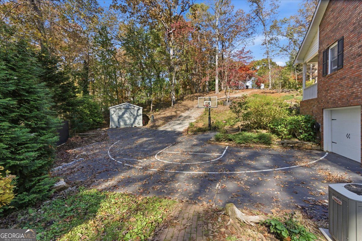 Douglasville, Georgia, 30135, United States, 5 Bedrooms Bedrooms, ,3 BathroomsBathrooms,Residential,For Sale,1988782