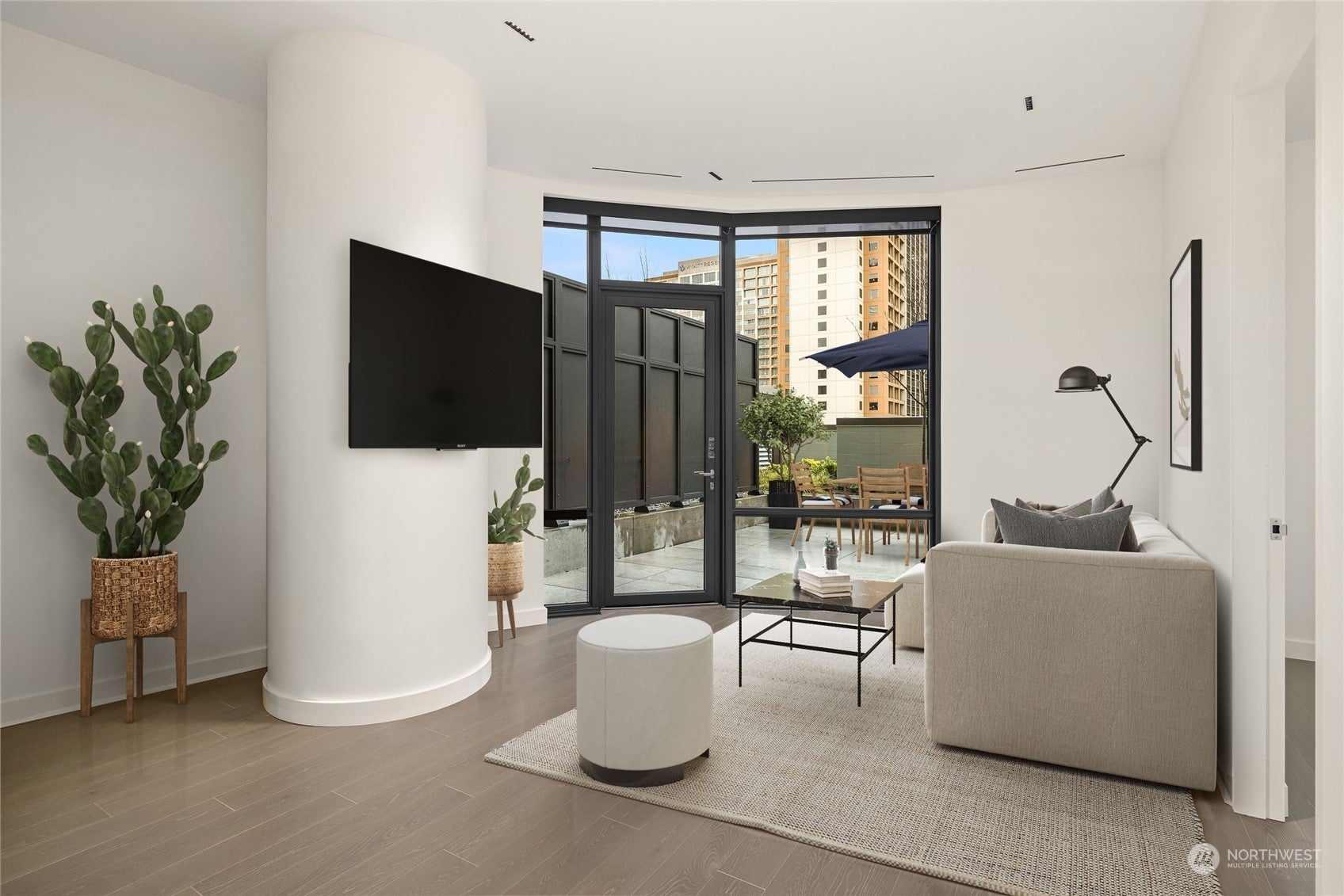 Bellevue, Washington, 98004, United States, 1 Bedroom Bedrooms, ,1 BathroomBathrooms,Residential,For Sale,1694709