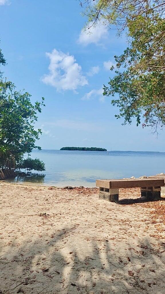 KEY LARGO, Florida, 33037, United States, 1 Bedroom Bedrooms, ,1 BathroomBathrooms,Residential,For Sale,1827867