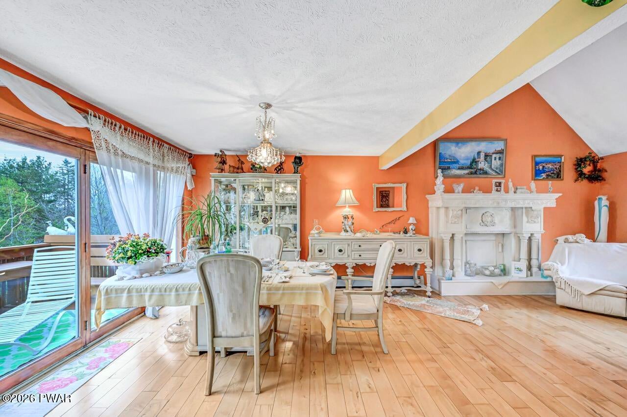 Hawley, Pennsylvania, 18428, United States, 3 Bedrooms Bedrooms, ,3 BathroomsBathrooms,Residential,For Sale,2045204