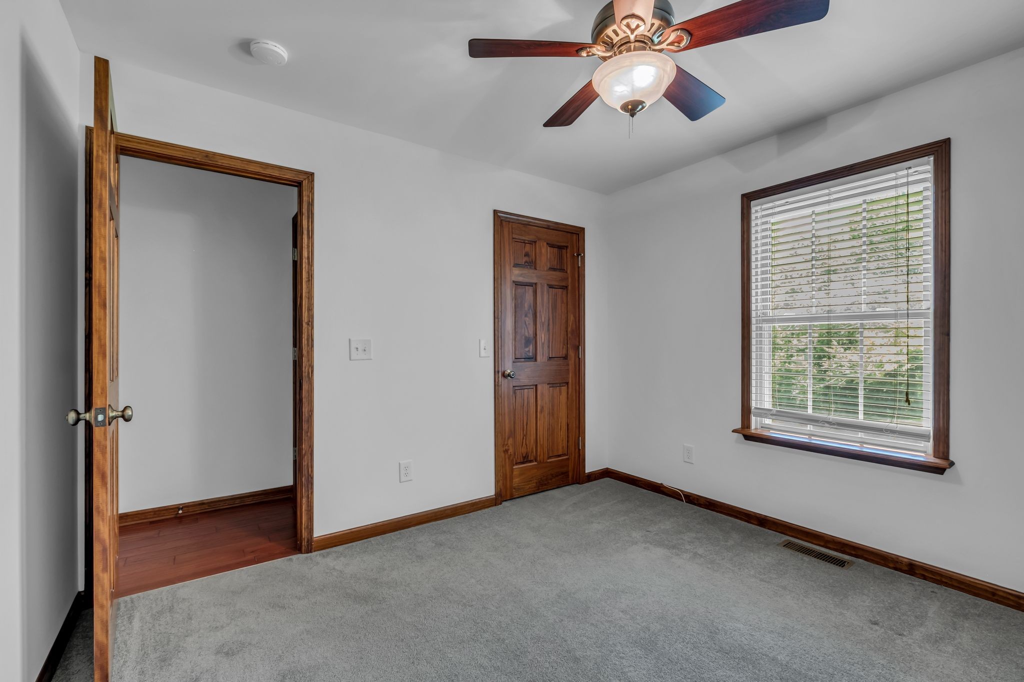 Whites Creek, Tennessee, 37189, United States, 3 Bedrooms Bedrooms, ,3 BathroomsBathrooms,Residential,For Sale,1895173