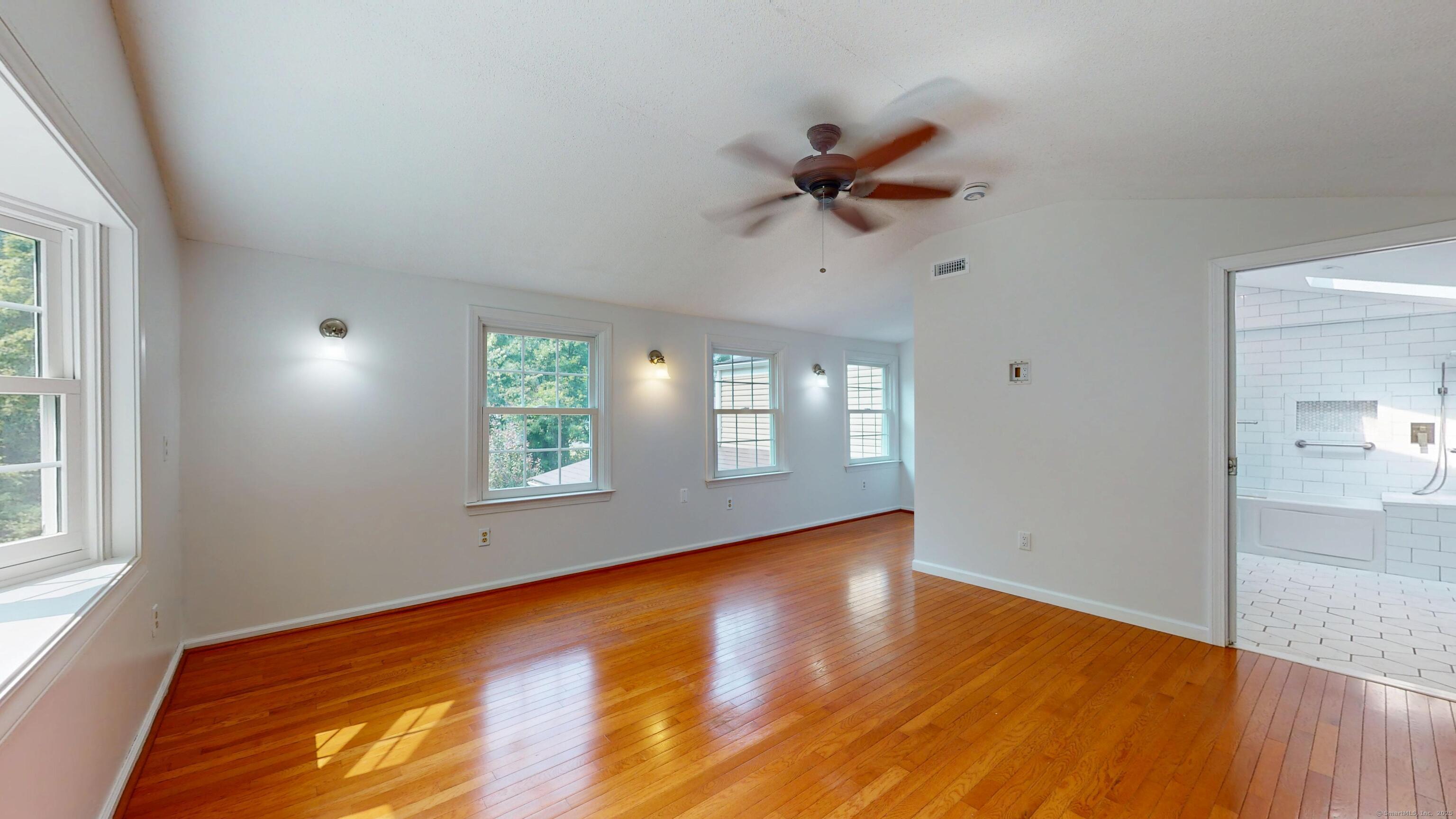 West Hartford, Connecticut, 06107, United States, 5 Bedrooms Bedrooms, ,3 BathroomsBathrooms,Residential,For Sale,1876446
