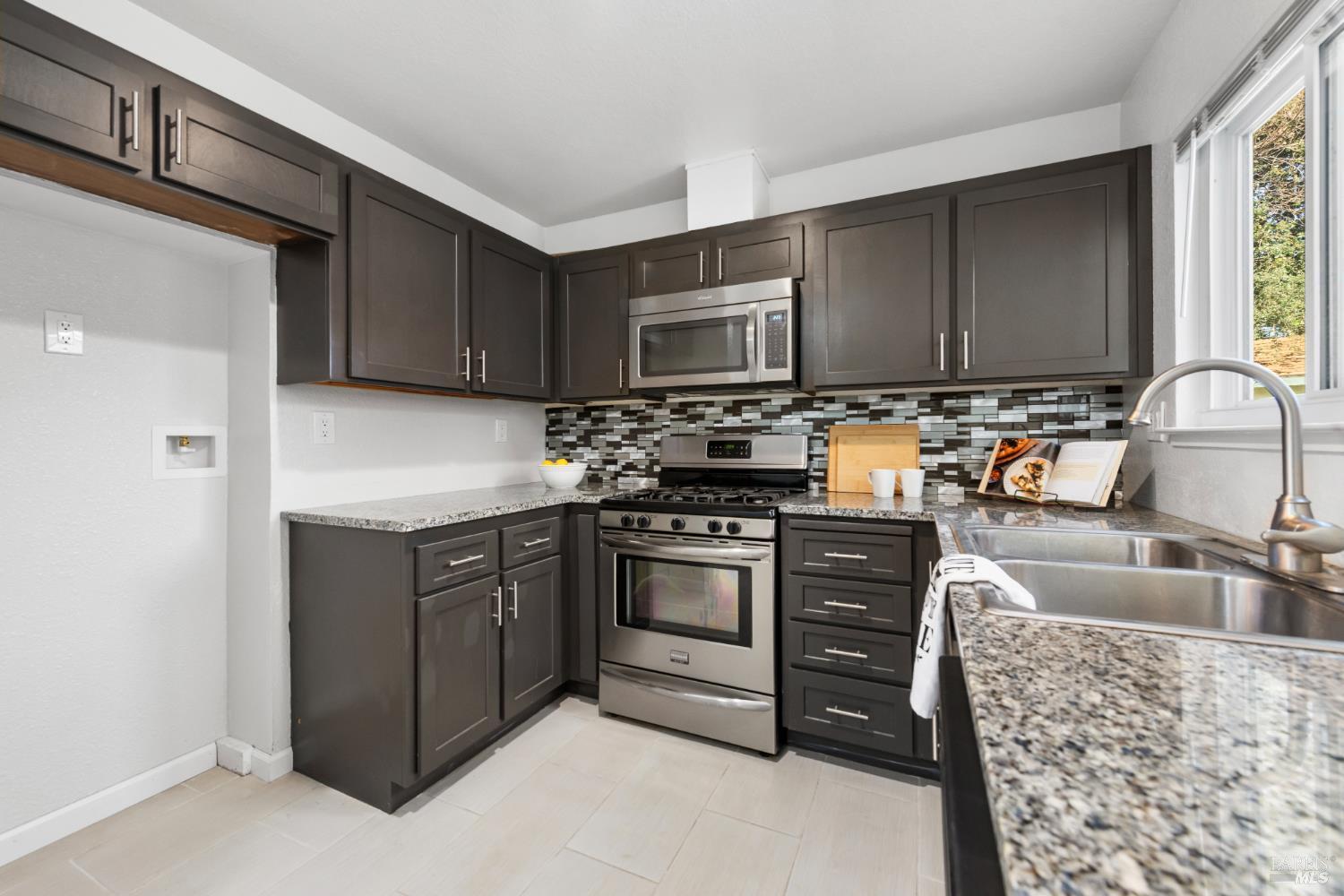 Fairfield, California, 94533, United States, 3 Bedrooms Bedrooms, ,2 BathroomsBathrooms,Residential,For Sale,1974145