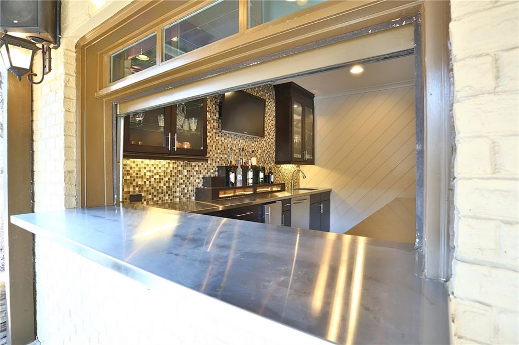 Suwanee, Georgia, 30024, United States, 5 Bedrooms Bedrooms, ,5 BathroomsBathrooms,Residential,For Sale,2025852