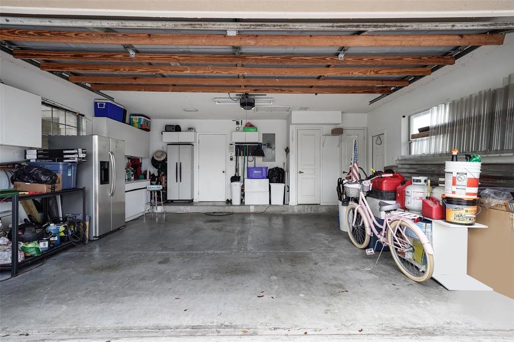 Davie, Florida, 33324, United States, 4 Bedrooms Bedrooms, ,3 BathroomsBathrooms,Residential,For Sale,1975060