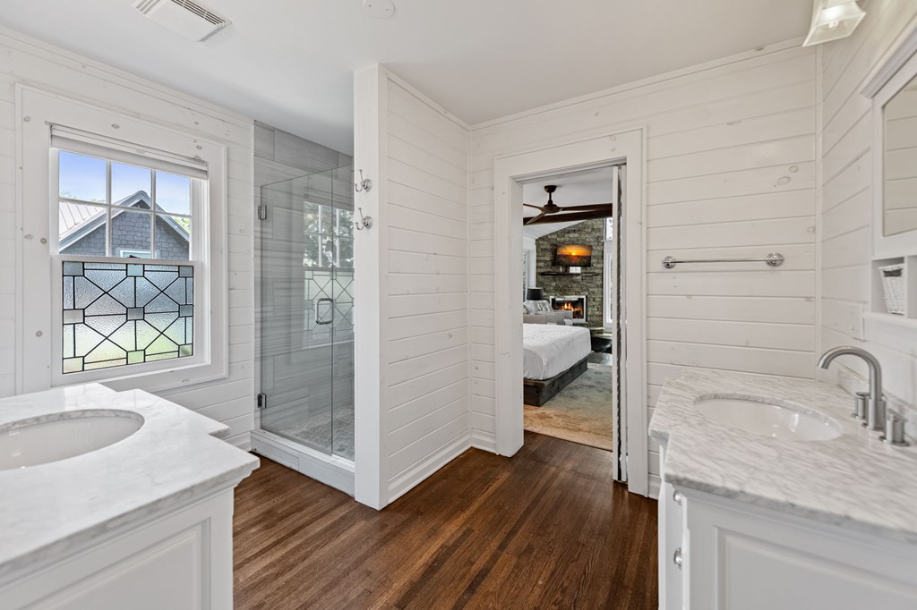 Blue Ridge, Georgia, 30513, United States, 3 Bedrooms Bedrooms, ,2 BathroomsBathrooms,Residential,For Sale,1878100