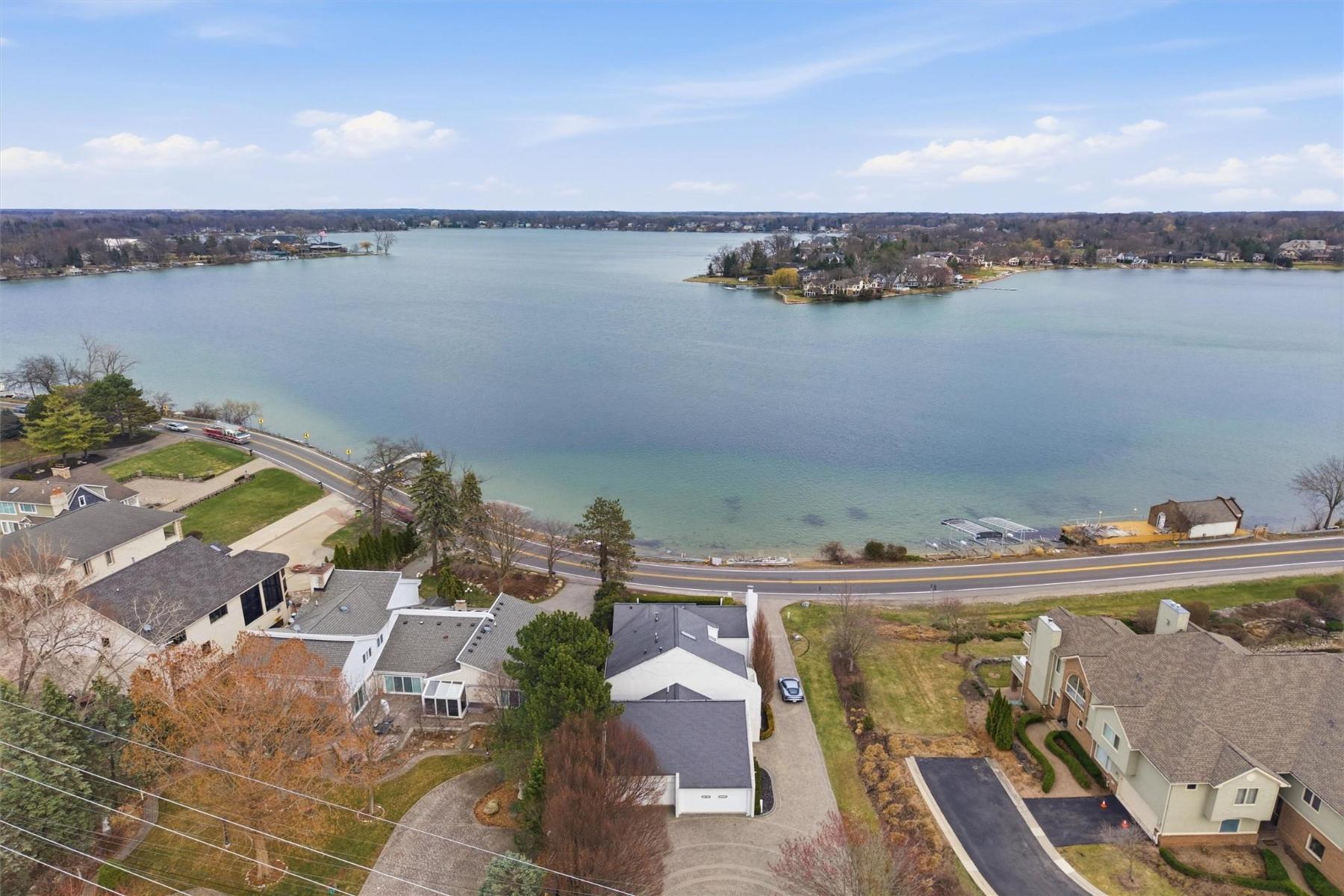  West Bloomfield - 物件實景