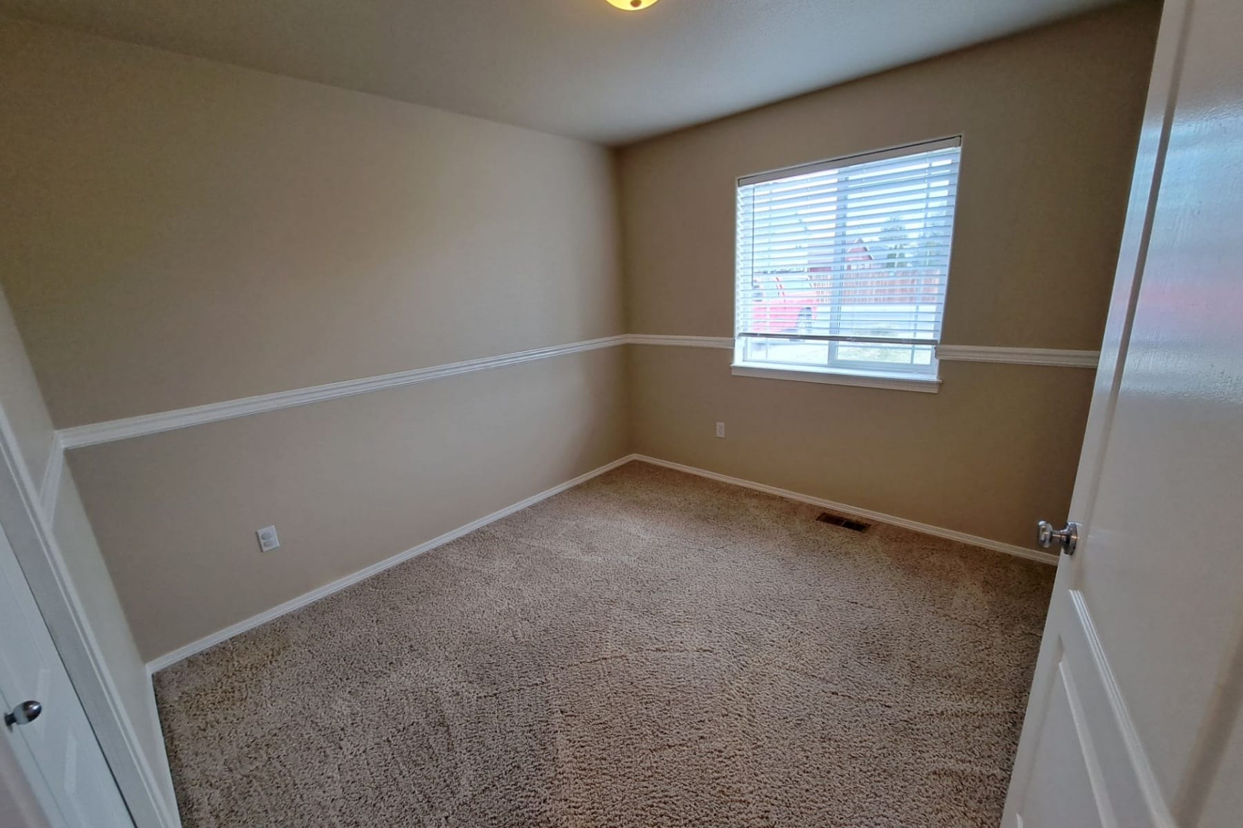 2465 NE 7th Lane Redmond, OR 97756 - 物件實景
