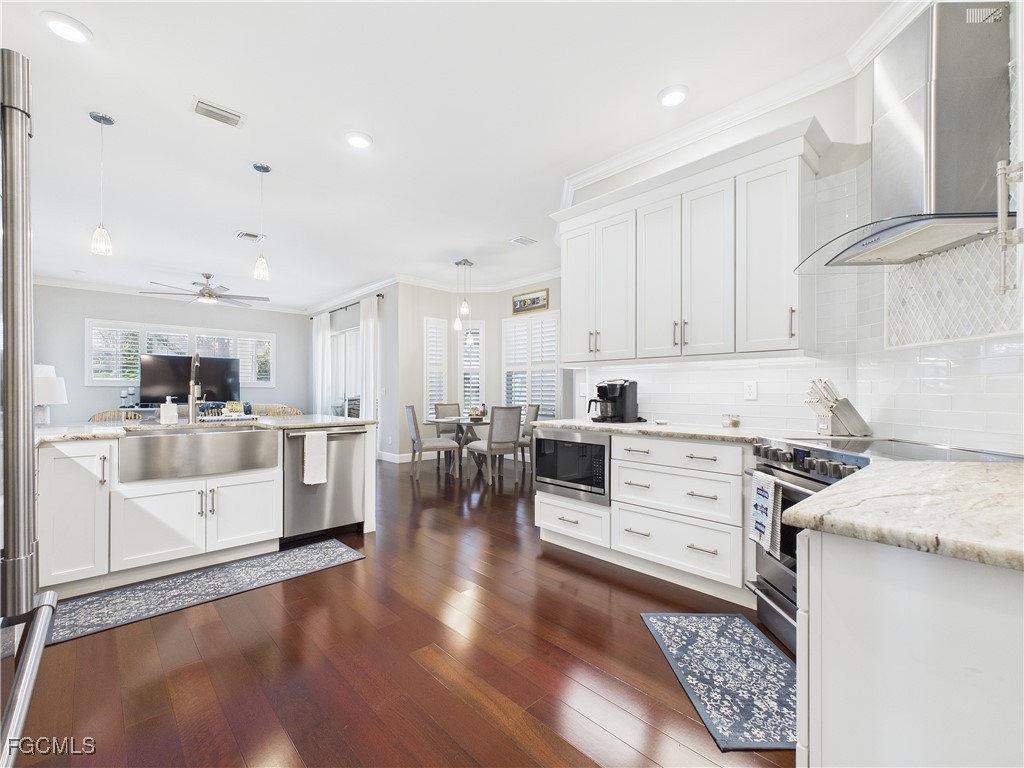 Fort Myers, Florida, 33908, United States, 4 Bedrooms Bedrooms, ,3 BathroomsBathrooms,Residential,For Sale,2006291