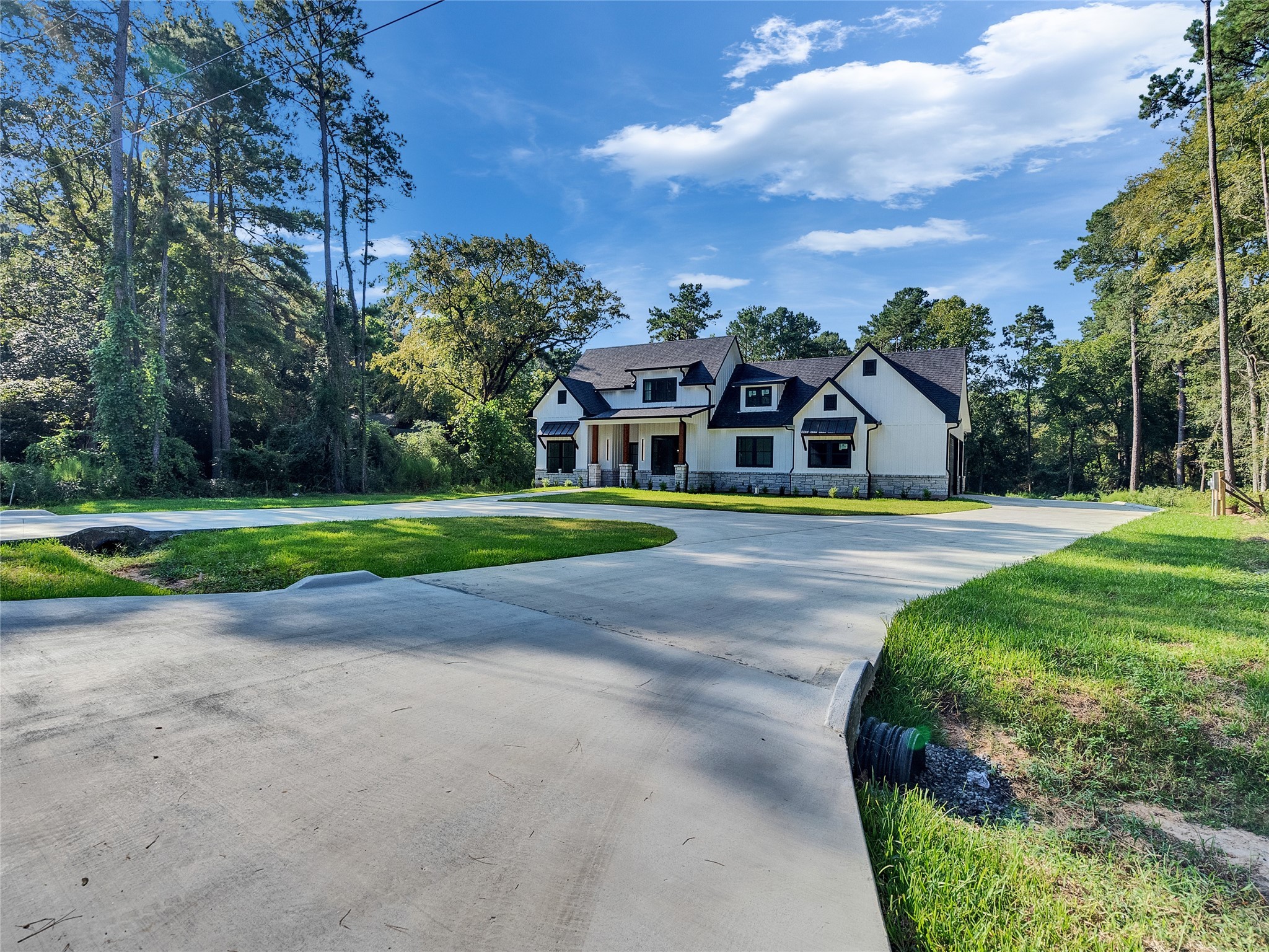Magnolia, Texas, 77355, United States, 4 Bedrooms Bedrooms, ,4 BathroomsBathrooms,Residential,For Sale,1991024