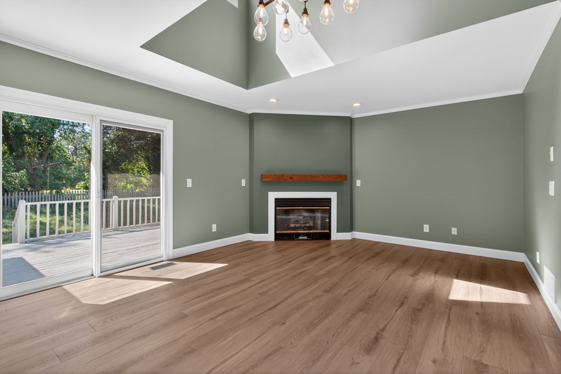 18609 Broadfield Drive - 物件實景