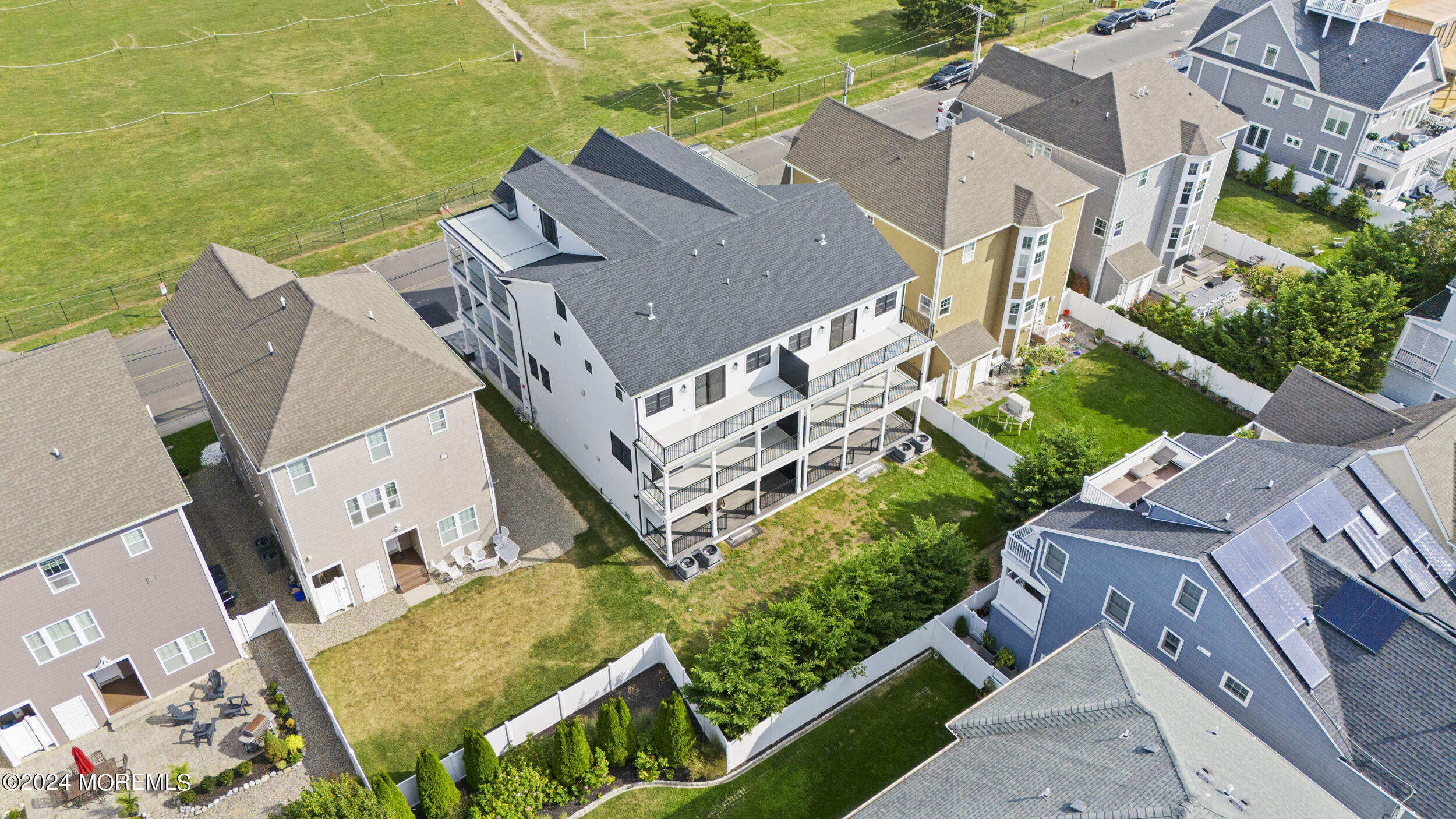 Long Branch, New Jersey, 07740, United States, 5 Bedrooms Bedrooms, ,4 BathroomsBathrooms,Residential,For Sale,1780996