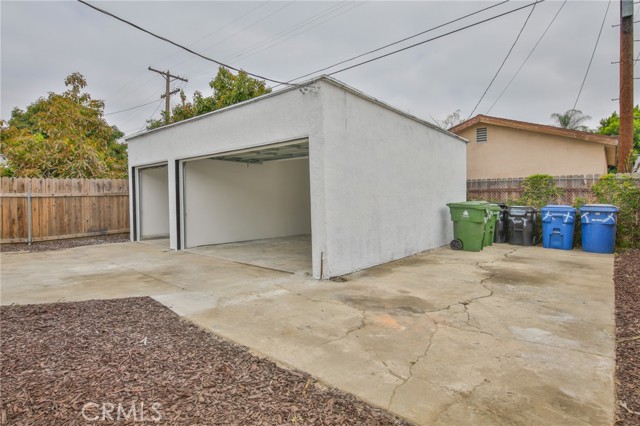 Los Angeles, California, 90003, United States, 3 Bedrooms Bedrooms, ,Residential,For Sale,1928715