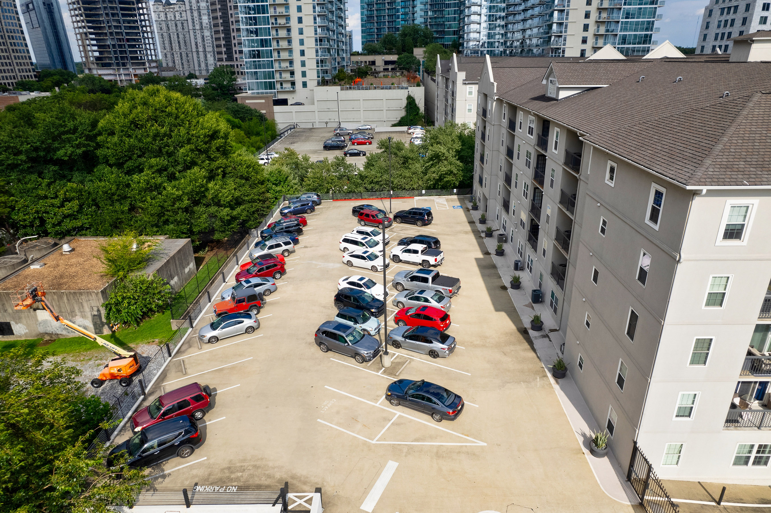  Peachtree Walk - Sought After Midtown Retreat - 物件實景