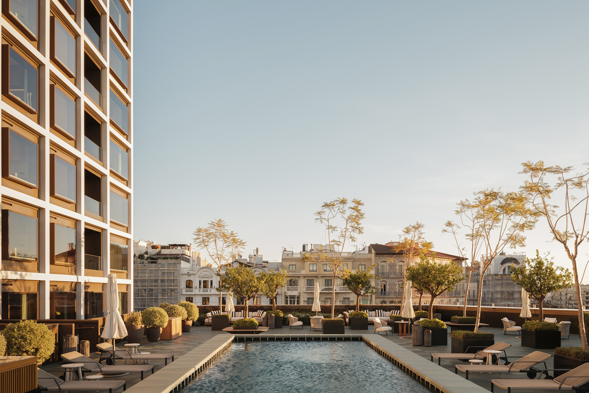  Mandarin Oriental Residences - 2 bedroom Grand View + office - 物件實景