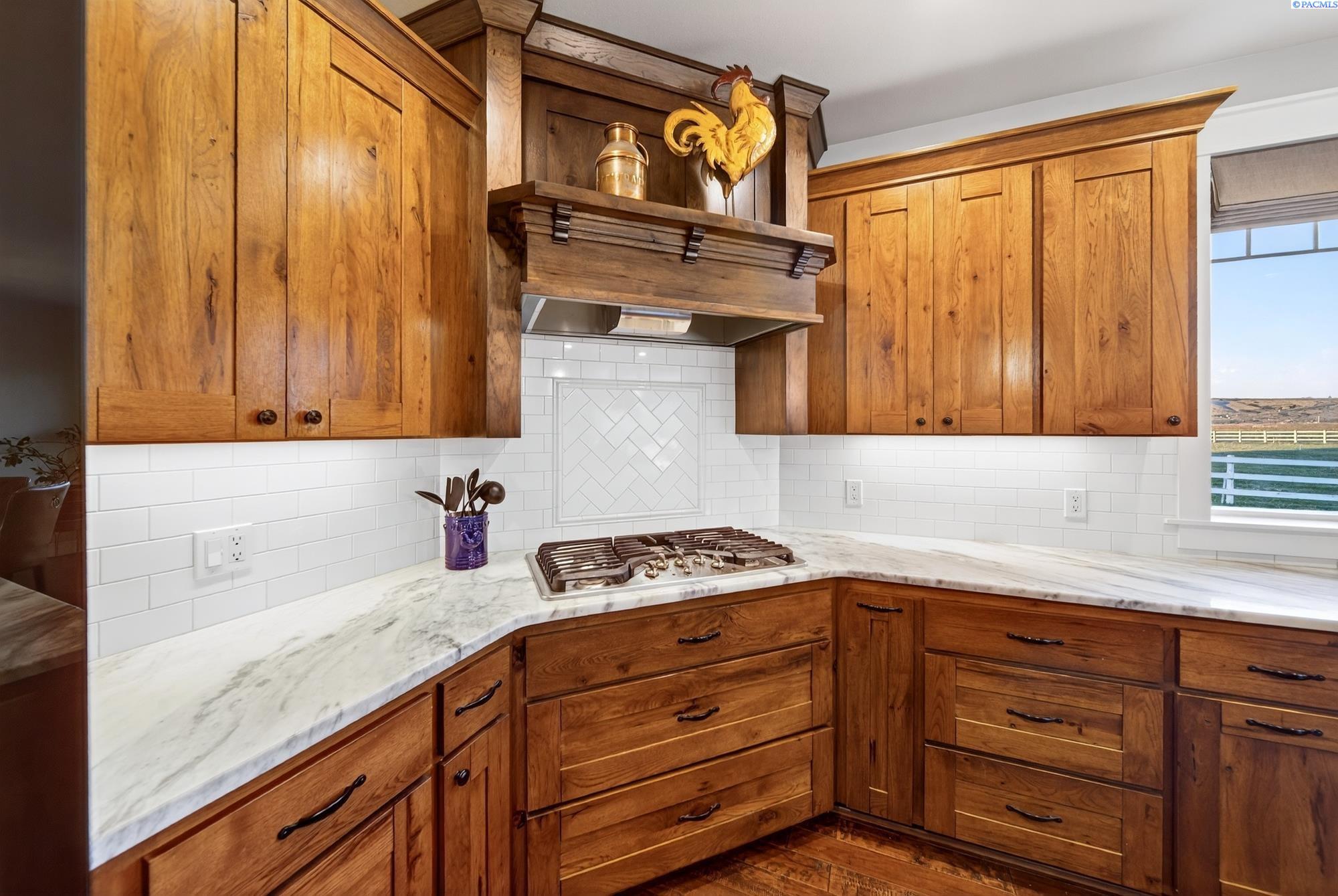 Prosser, Washington, 99350, United States, 3 Bedrooms Bedrooms, ,1 BathroomBathrooms,Residential,For Sale,1998379