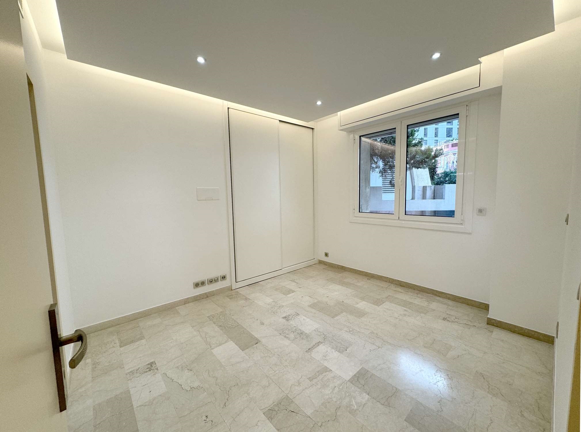  Les Caravelles, Charming 2-room flat for sale, mixt use - 物件實景