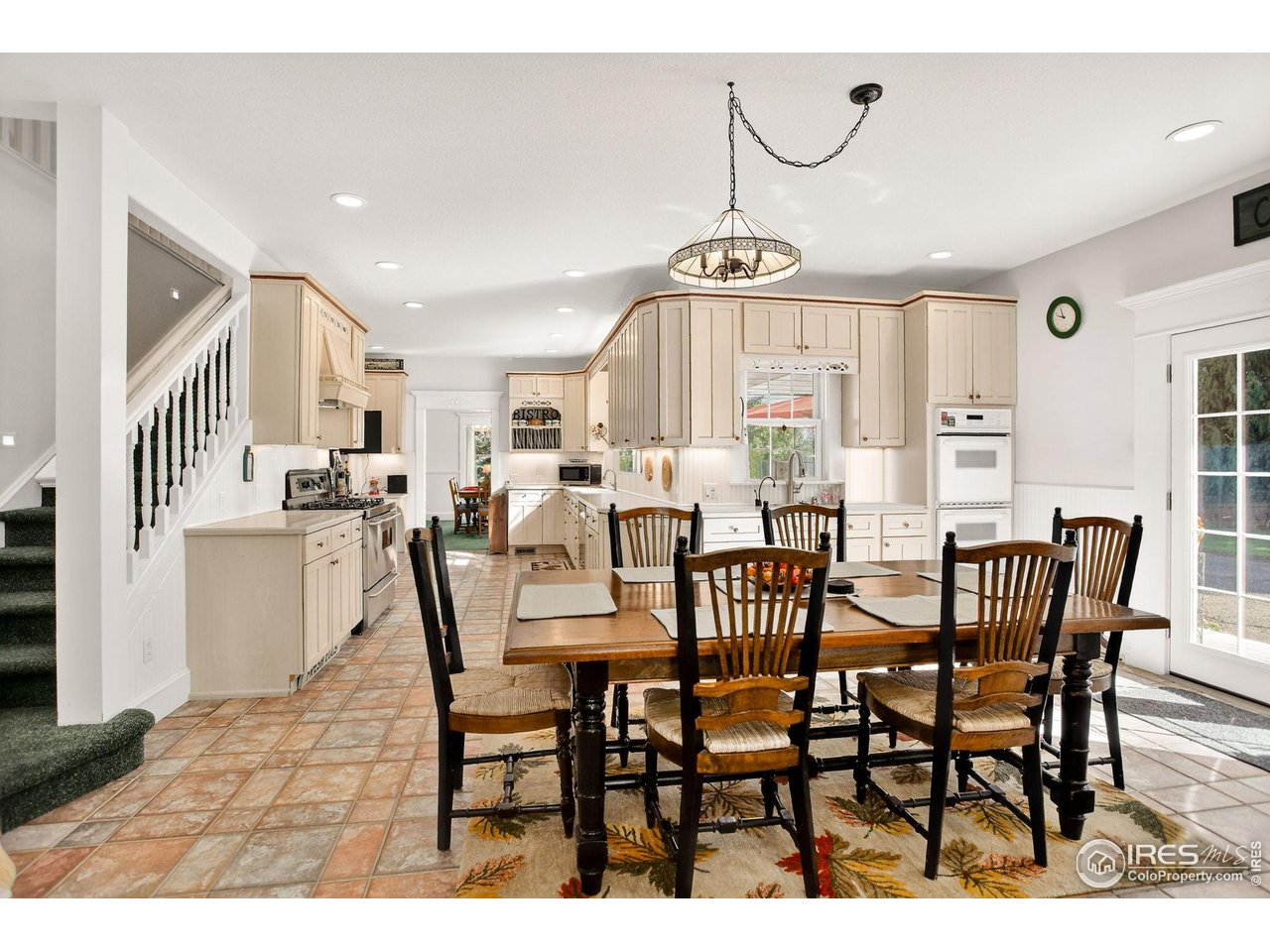 Lafayette, Colorado, 80026, United States, 5 Bedrooms Bedrooms, ,5 BathroomsBathrooms,Residential,For Sale,1991447