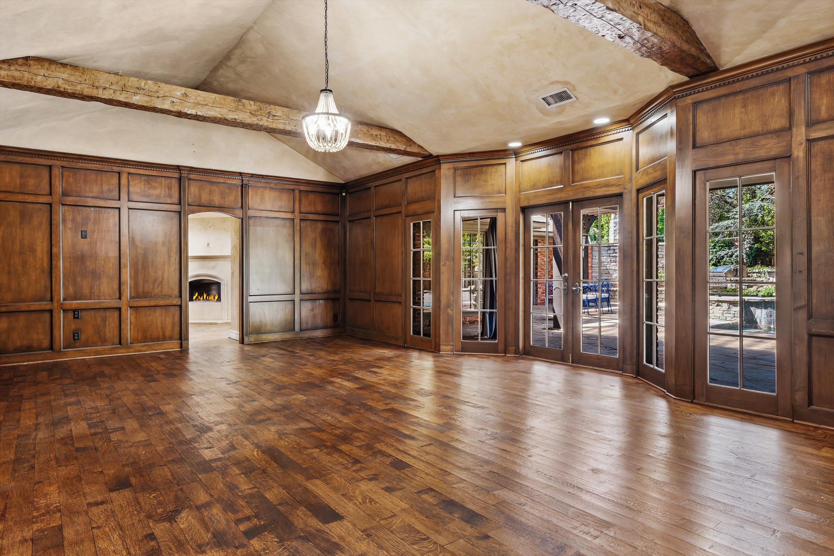  1603 Dorchester Drive, Nichols Hills, OK 73120 - 物件實景